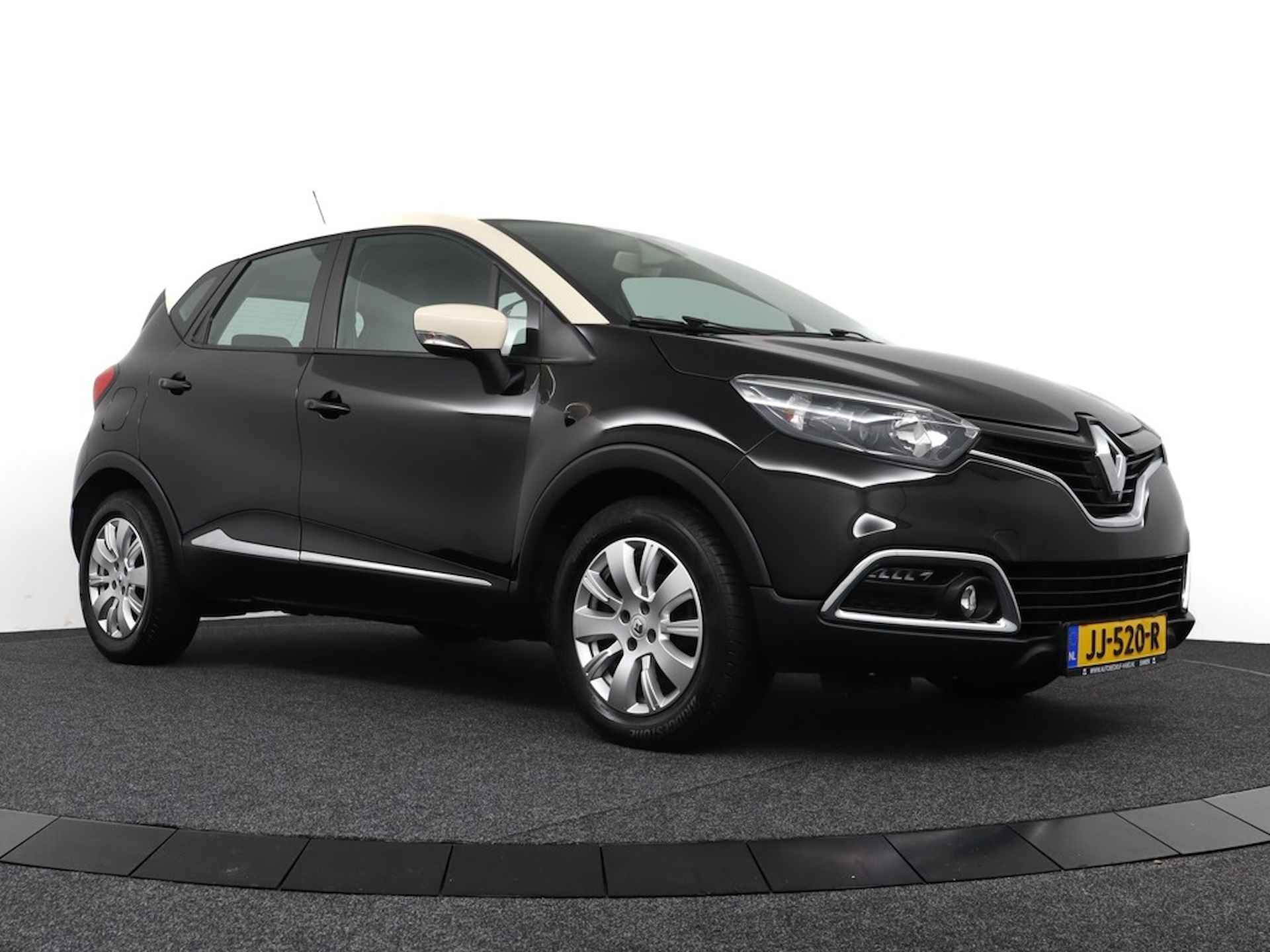 Renault Captur 0.9 TCE DYNAMIQUE ECC/CRUISE/NAV/KEYLESS.ENTRY/PARK.SENS/LMV - 6/49