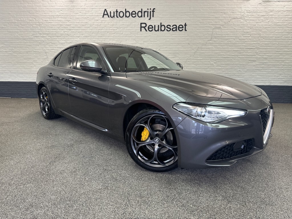 ALFA ROMEO Giulia 2.2 ECO BNS SUPER Clima Navi Cruise Camera