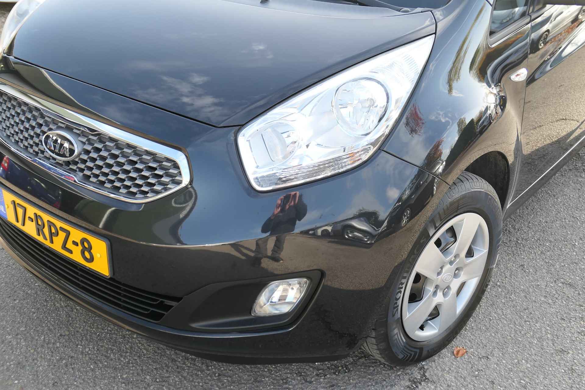 Kia Venga 1.4 CVVT Seven NL, Dealer oh, Boekjes, Airco, Navi, Cruise, Tel. .. Veeel auto .. Hogere instap en zit .. BETROUWBAAR !! - 31/44