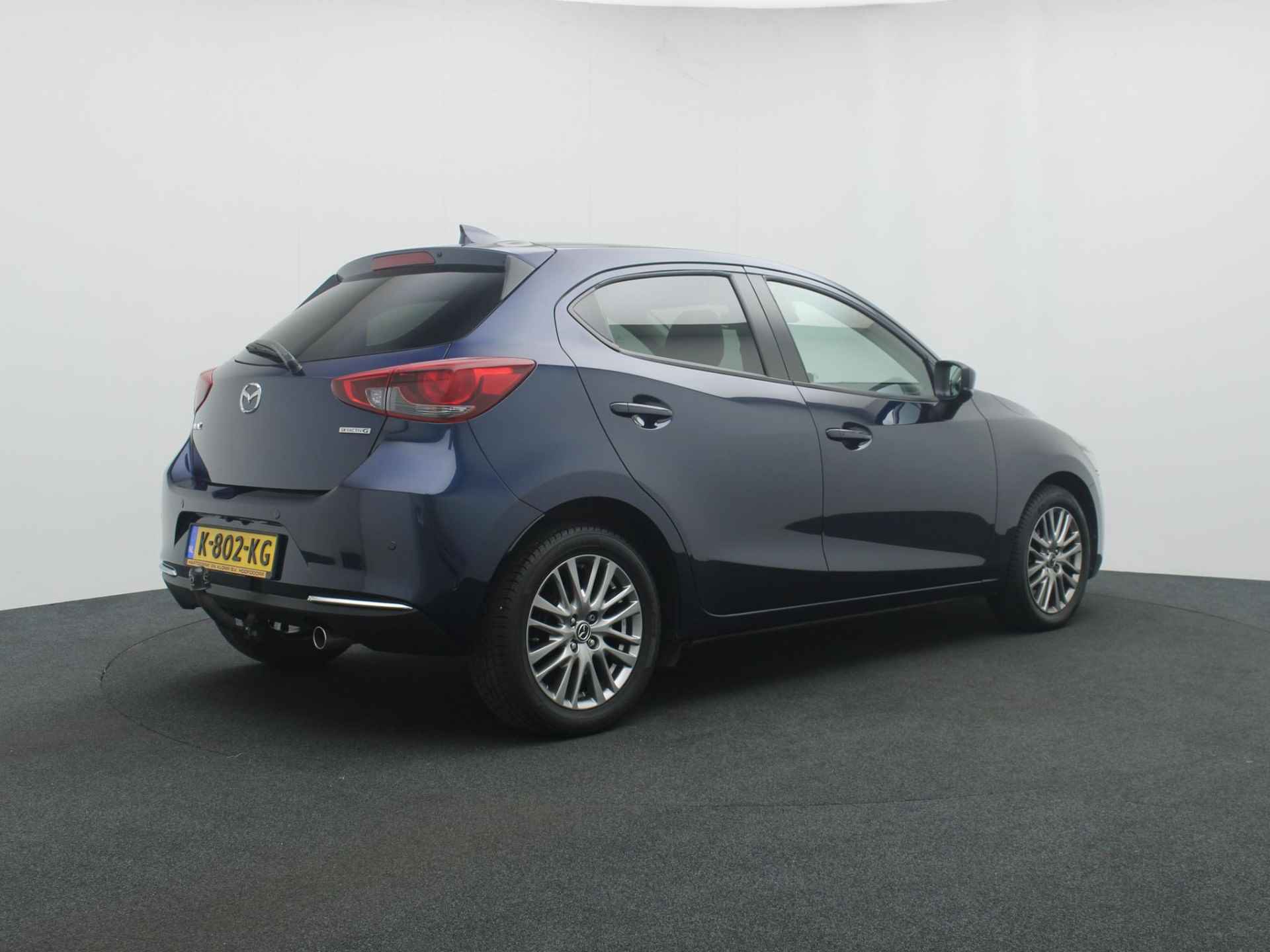 Mazda 2 1.5 Skyactiv-G Signature automaat met afneembare trekhaak en all-weather banden : dealer onderhouden - 6/47