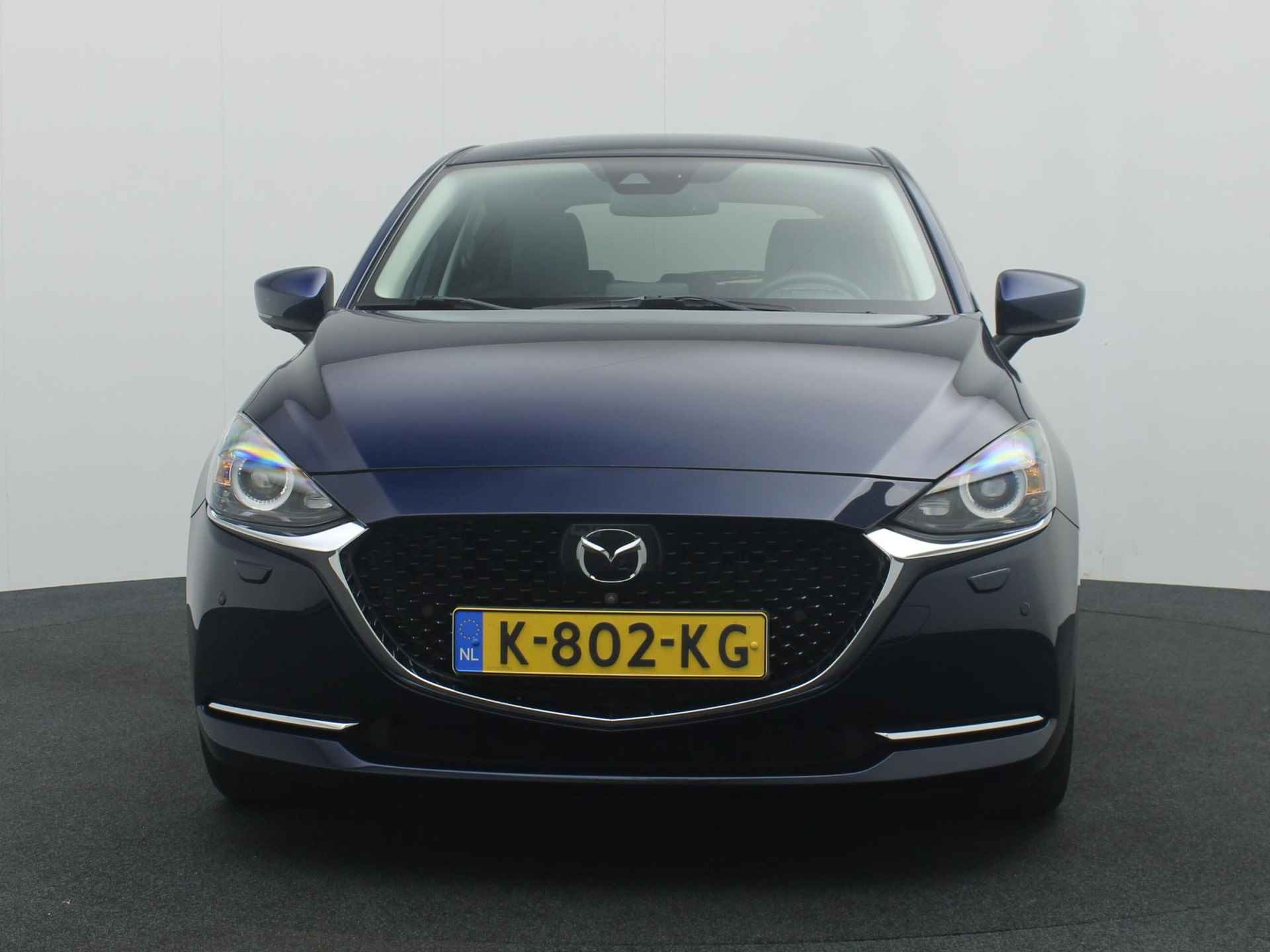 Mazda 2 1.5 Skyactiv-G Signature automaat met afneembare trekhaak en all-weather banden : dealer onderhouden - 9/47