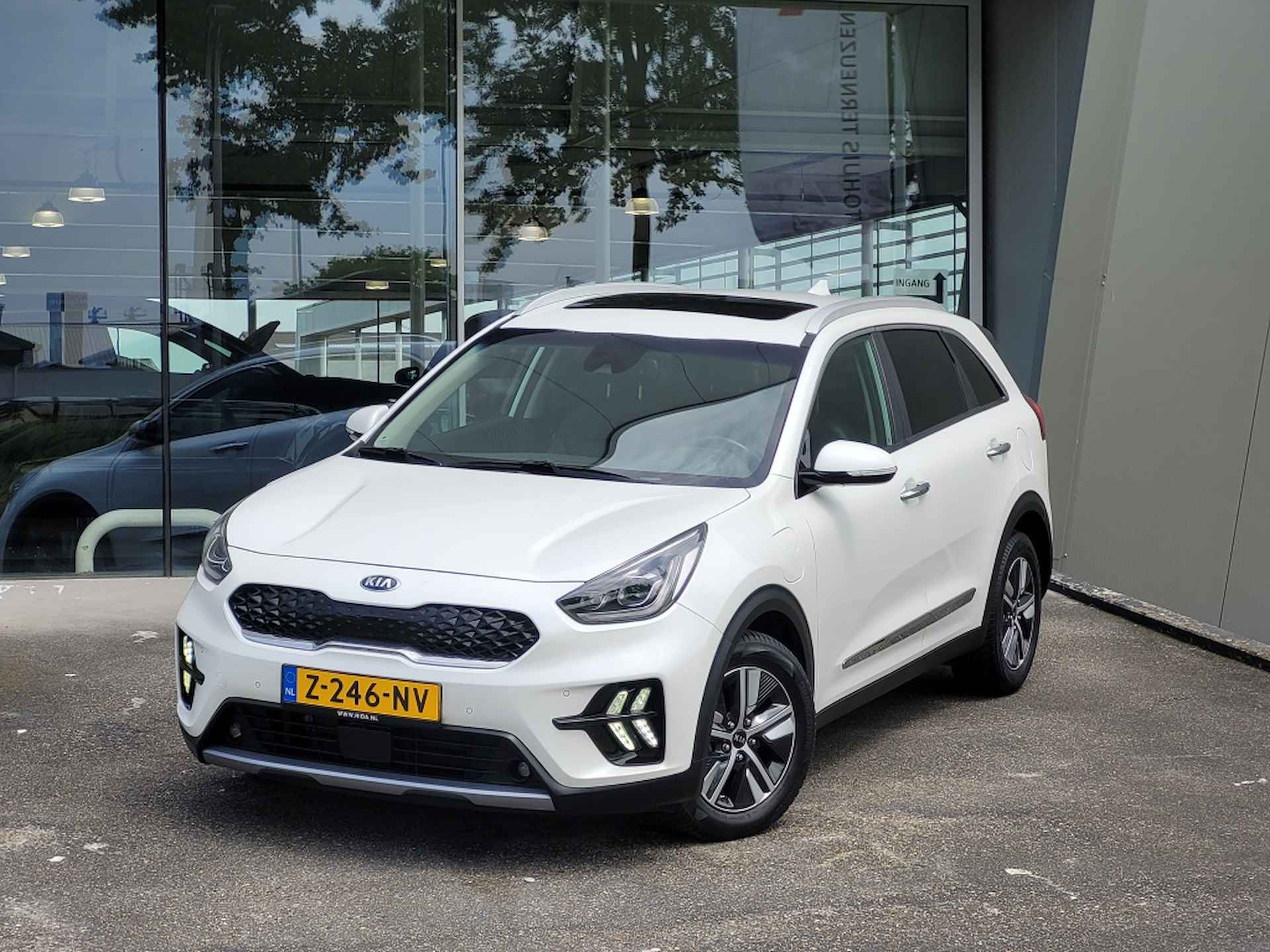 Kia Niro 1.6 GDi PHEV ExecutiveLine - 2/30