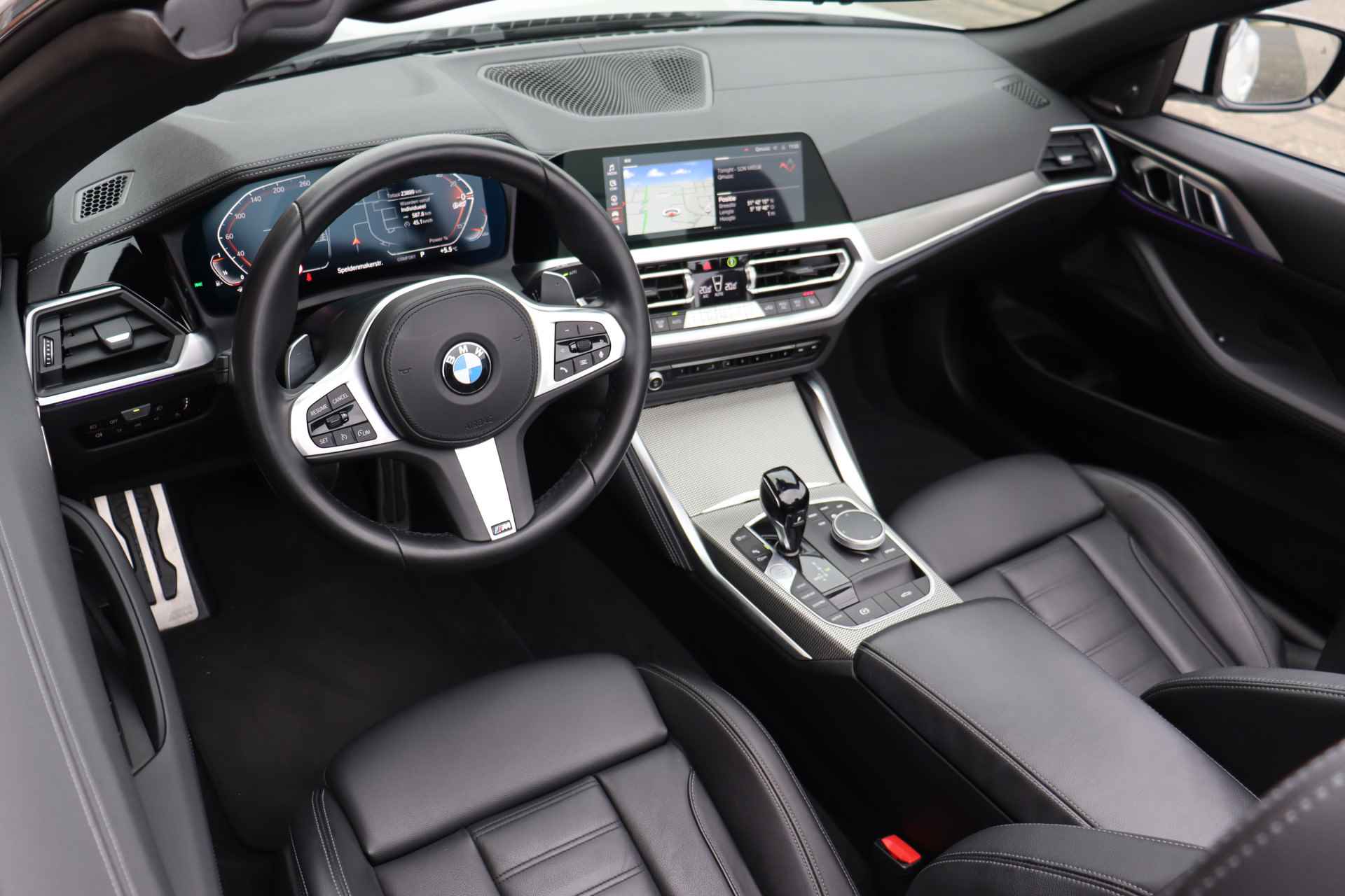 BMW 4 Serie Cabrio 420i High Executive M Sport Automaat / BMW M 50 Jahre uitvoering / Parking Assistant / M Sportonderstel / Live Cockpit Professional / LED / Harman Kardon - 14/30