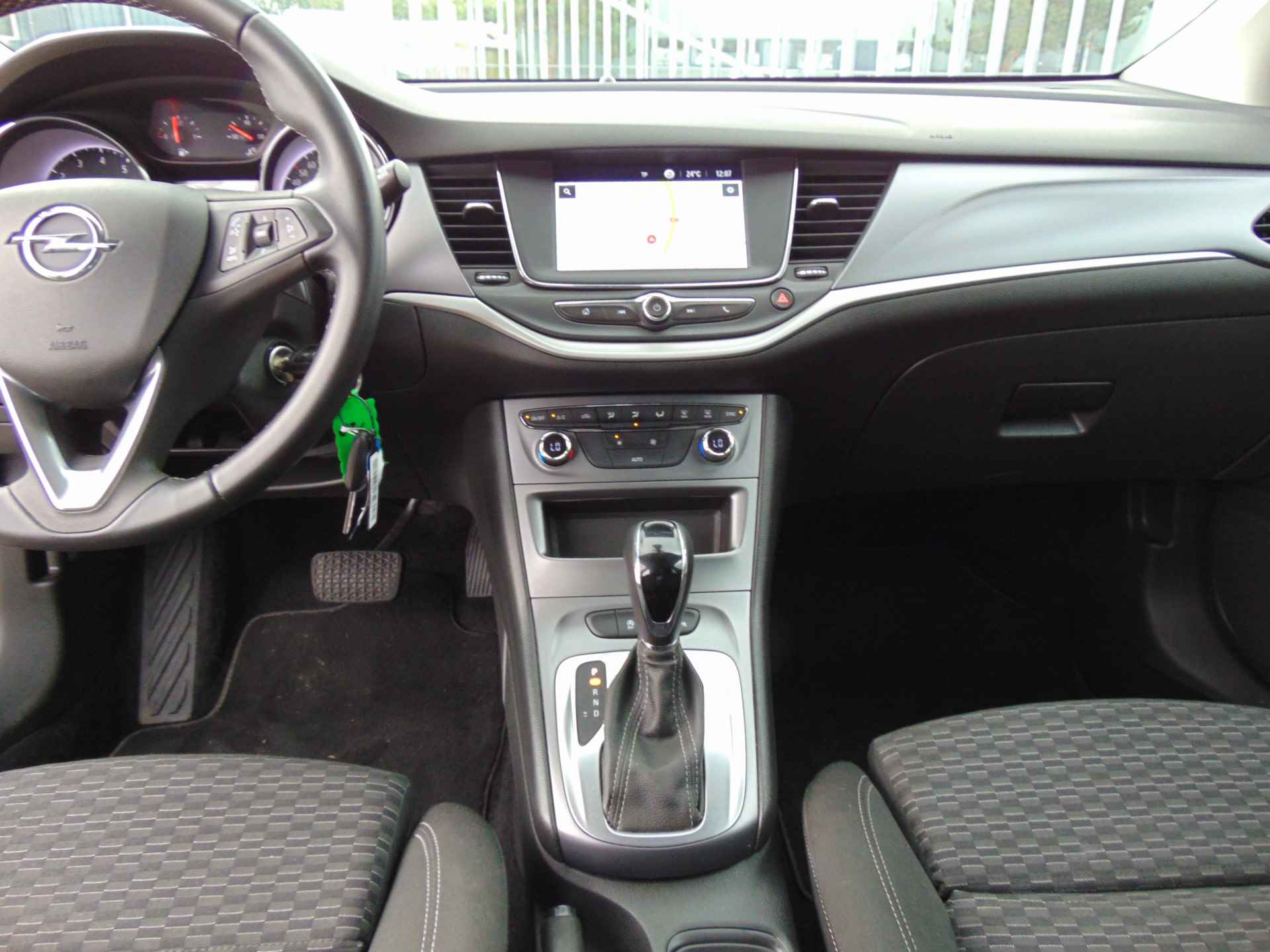Opel Astra 1.4 Turbo Automaat "120 Jaar Edition" Navigatie, comf intr, LMV, etc.. - 3/26