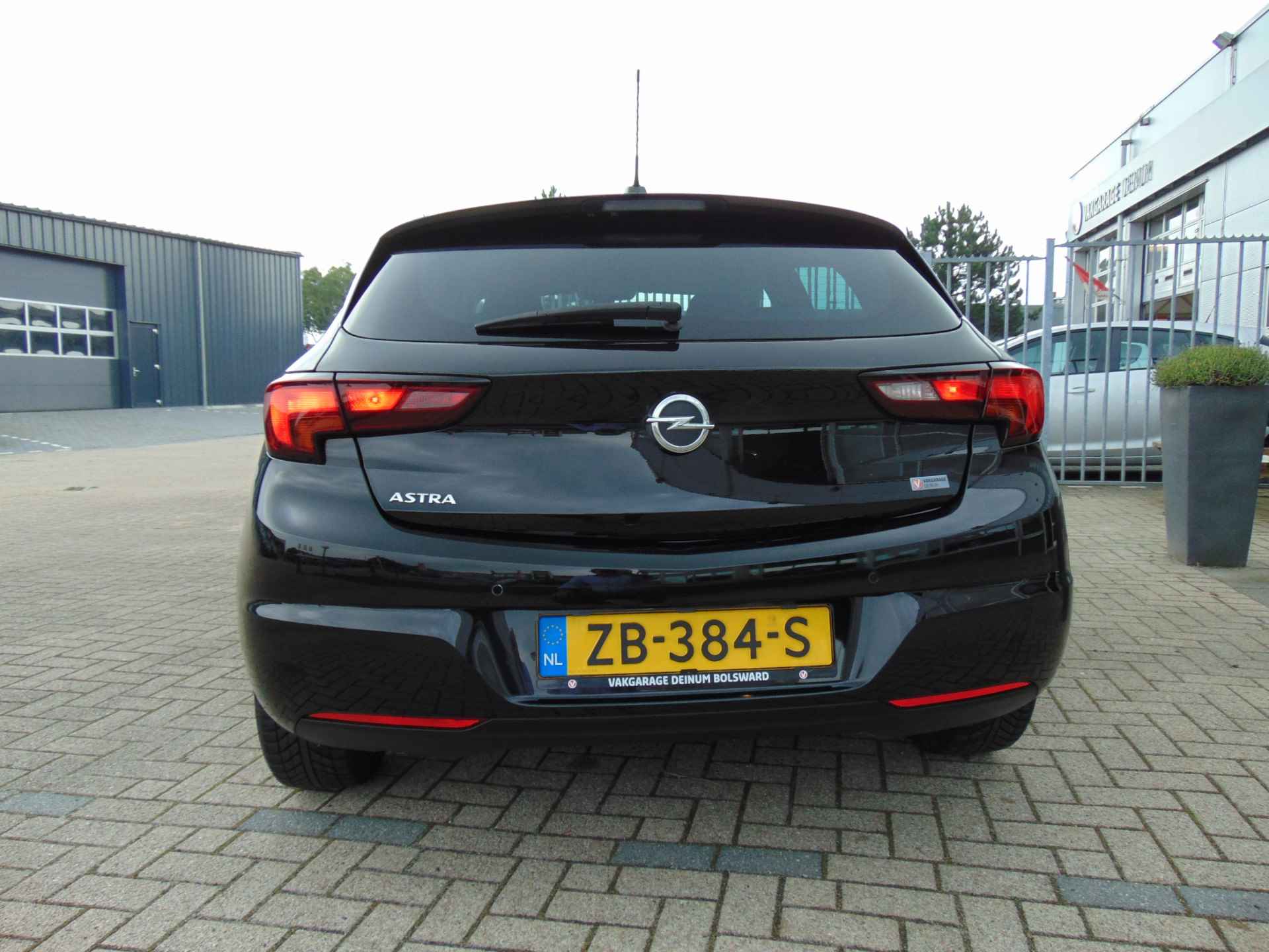Opel Astra 1.4 Turbo Automaat "120 Jaar Edition" Navigatie, comf intr, LMV, etc.. - 6/26