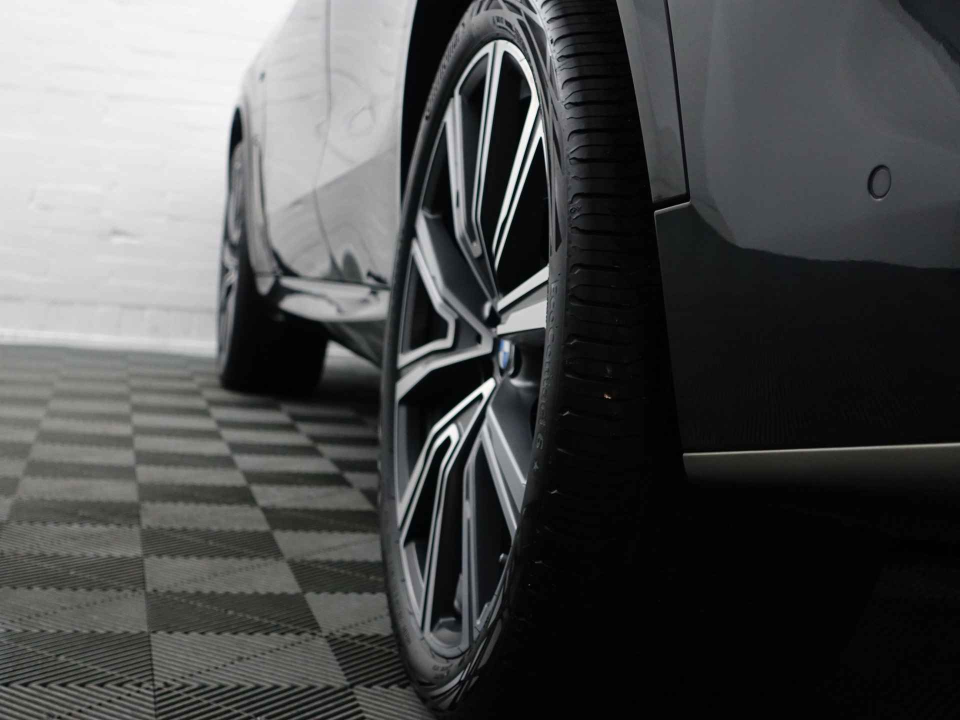 BMW X5 xDrive30d M Performance Aut- Harman Kardon, Laser Light, Memory Seats, Stuur/Stoelverwarming, 360 Camera, Panodak - 49/56