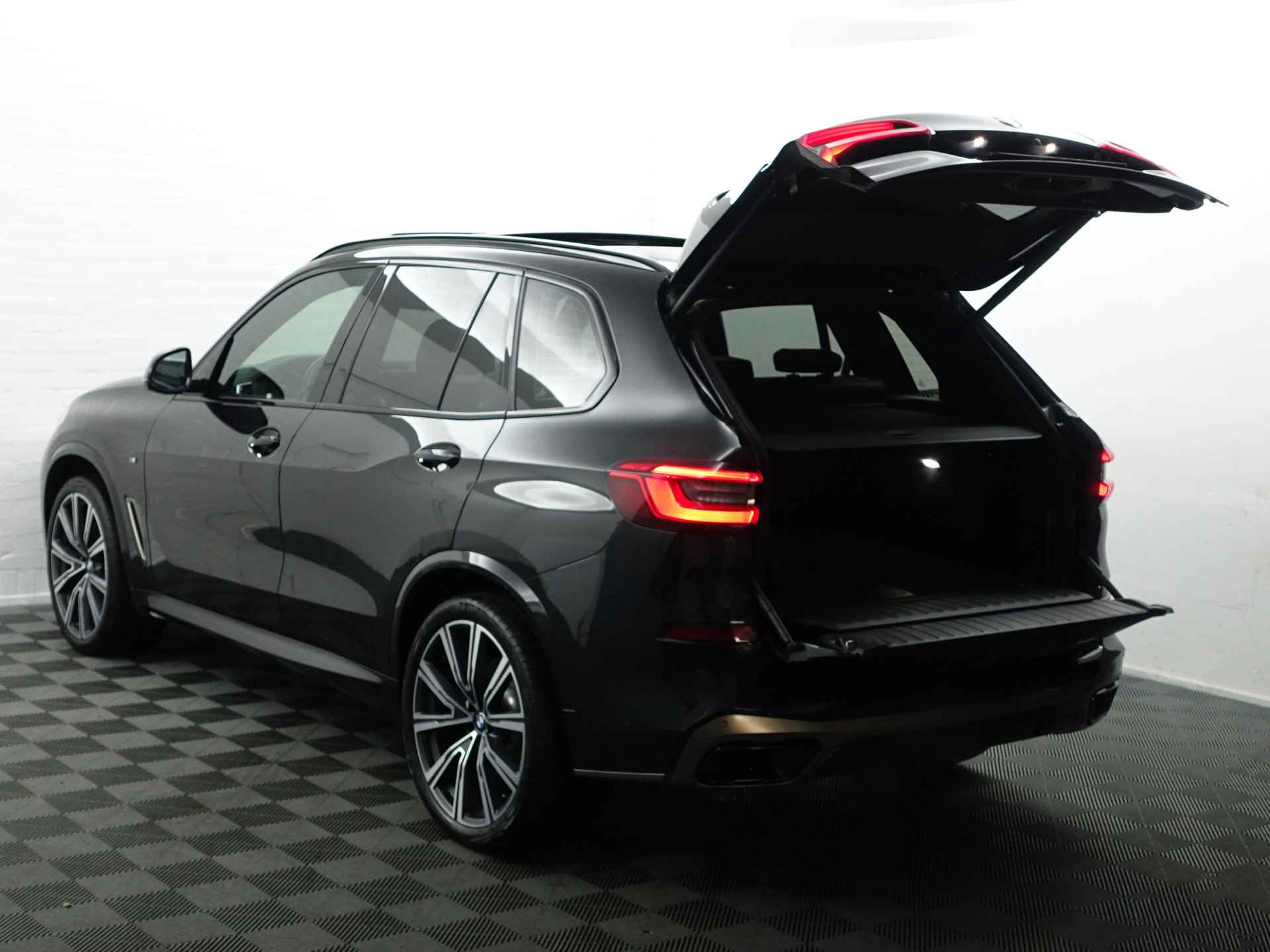 BMW X5 xDrive30d M Performance Aut- Harman Kardon, Laser Light, Memory Seats, Stuur/Stoelverwarming, 360 Camera, Panodak - 51/56