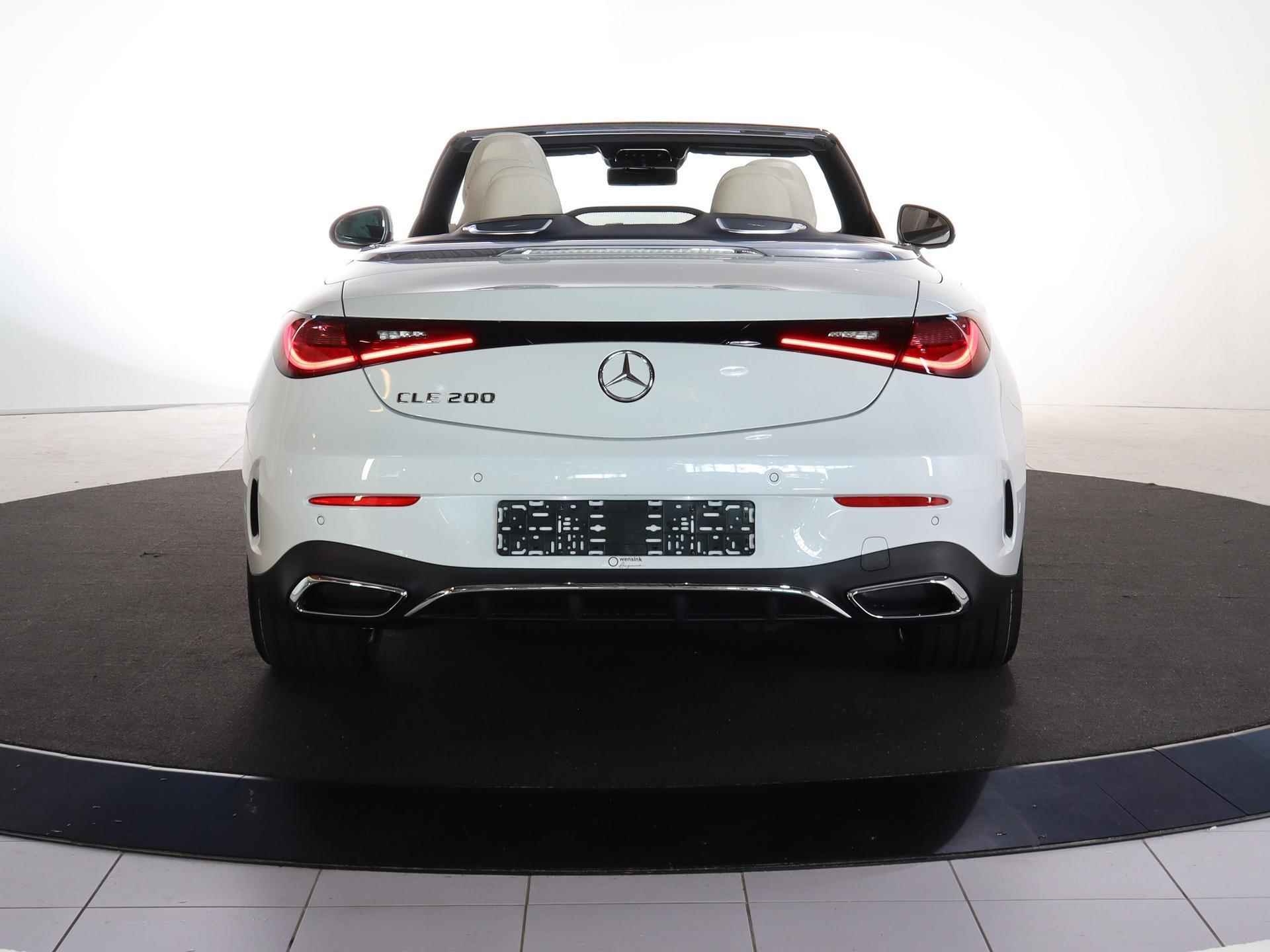 Mercedes-Benz CLE-Klasse 200 Cabriolet AMG Line | Head-up display | Stoelverwarming | Burmester 3D | Premium plus pakket | Sfeerverlichting | - 5/28