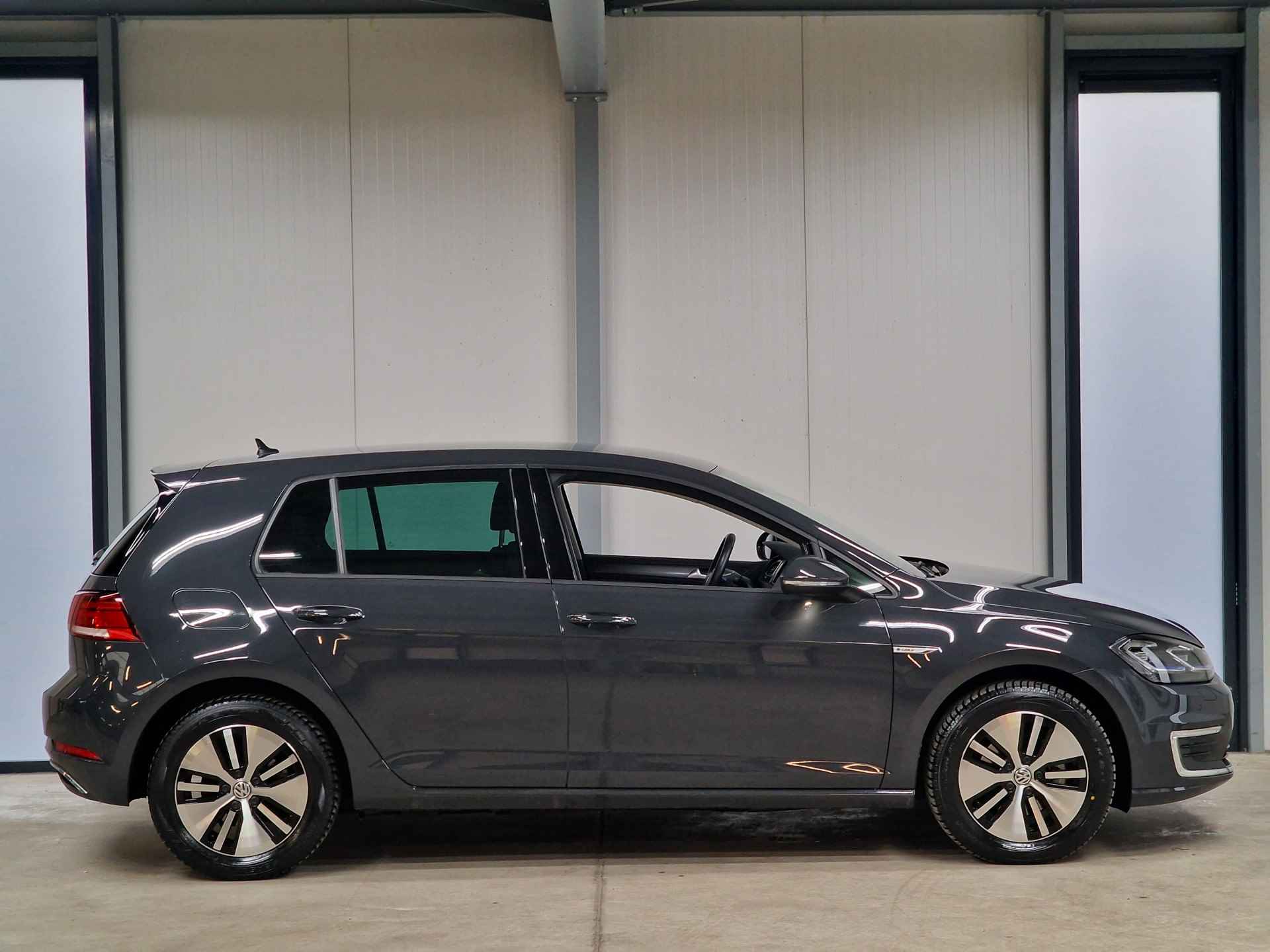 Volkswagen e-Golf | Navi | Camera | PDC | Stoelverwarming | Apple carplay - 4/28