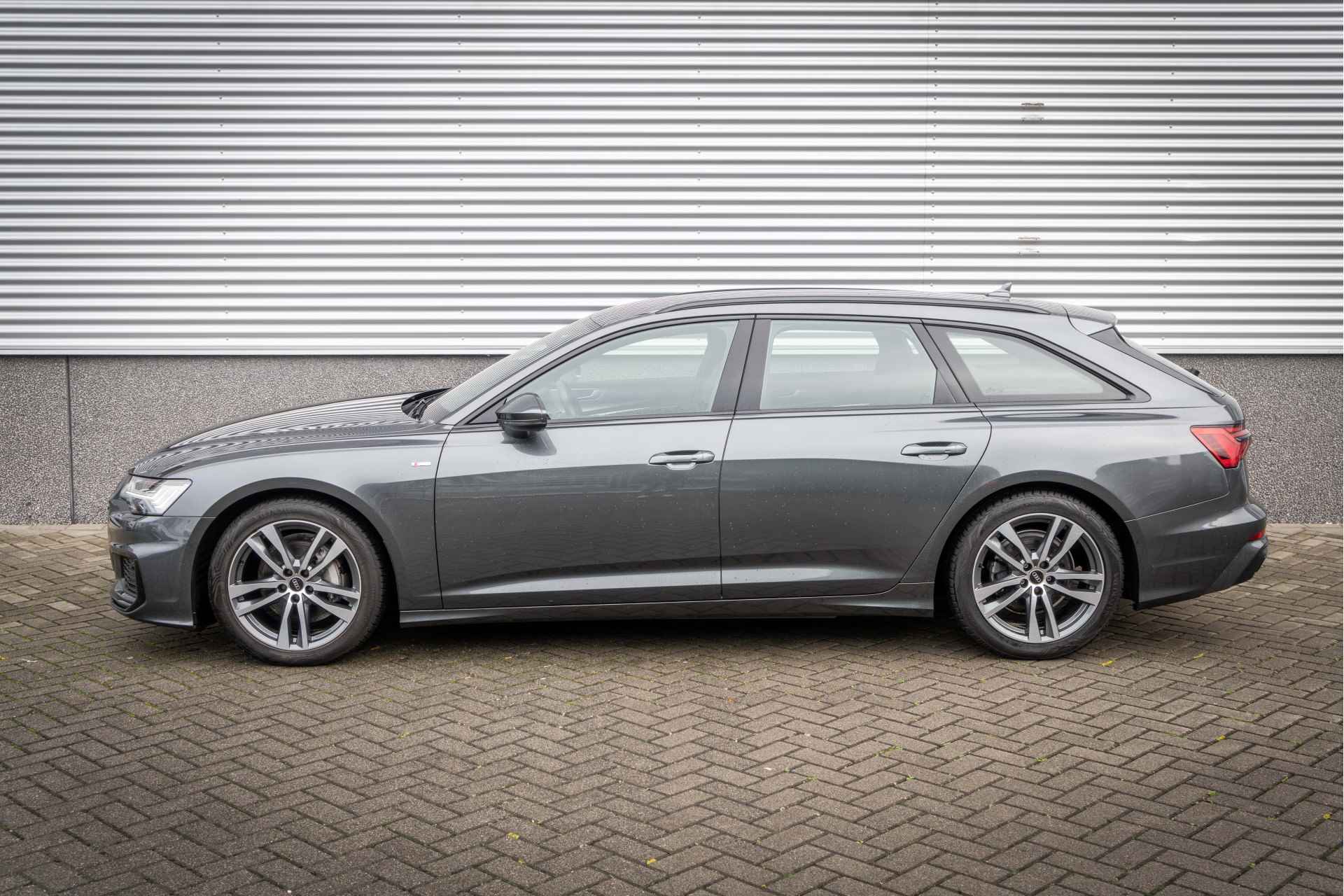 Audi A6 Avant 40 TFSI S edition | S-Tronic | Optiek Zwart | Electrische Stoelen | Navigatie - 5/45