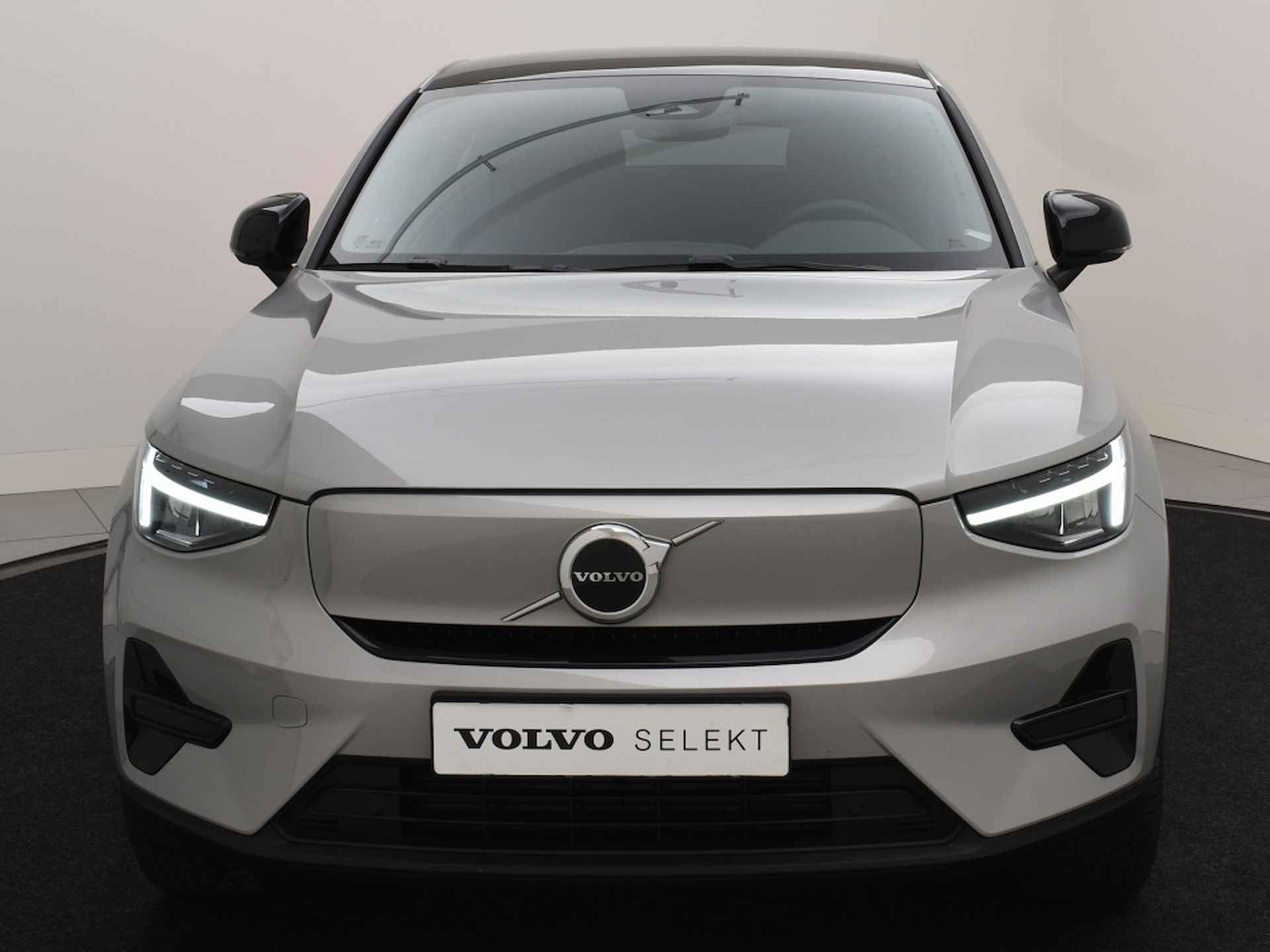 Volvo C40 EXTENDED RANGE (SINGLE) PLUS DARK 20INCH PANORAMADAK ACC BLIS MA - 6/48