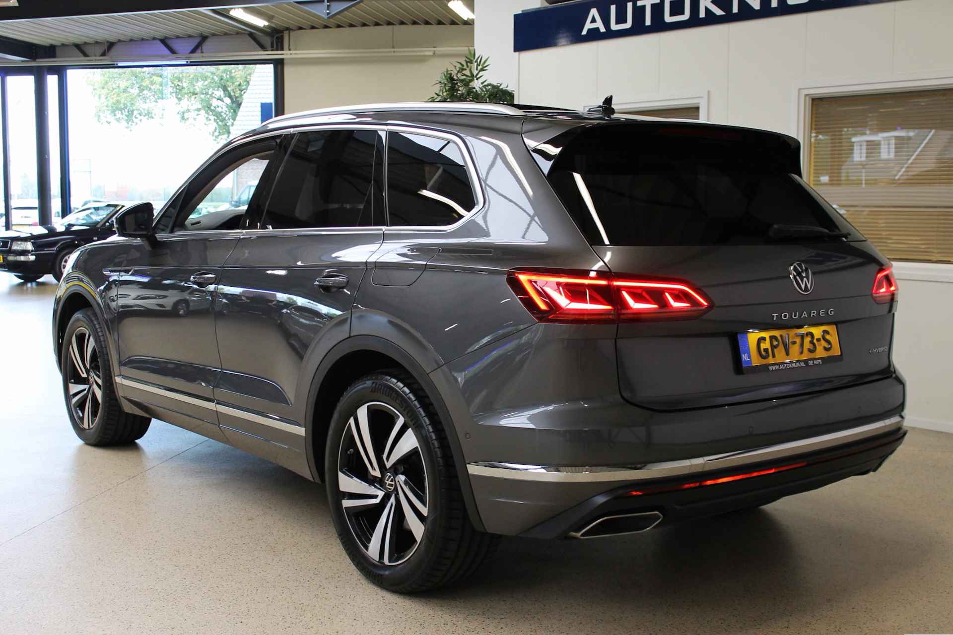 Volkswagen Touareg 3.0 TSi 380pk eHybrid 4MOTION | Full Options | 360° camera | Nachtzicht camera | H.U.D. | Luchtvering etc. | 100% (Dealer) onderhouden label | ALL-IN RIJKLAARPRIJS - 45/63