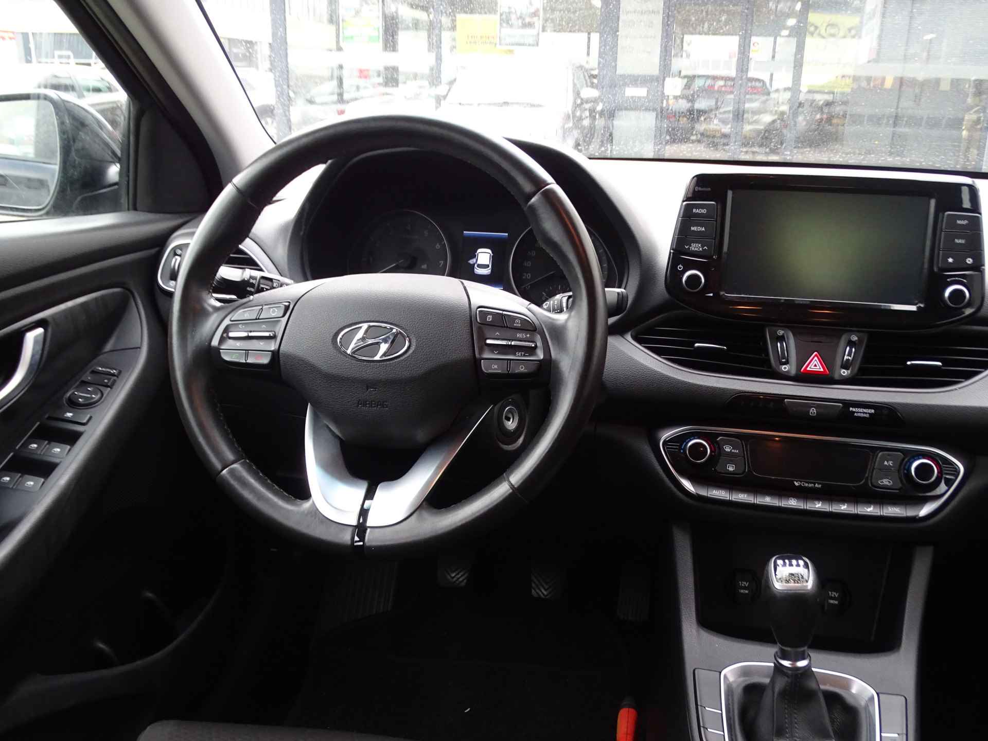 Hyundai i30 1.0 T-GDI Comfort, Navi, Camera, Cruise, DAB, Compleet! - 18/54