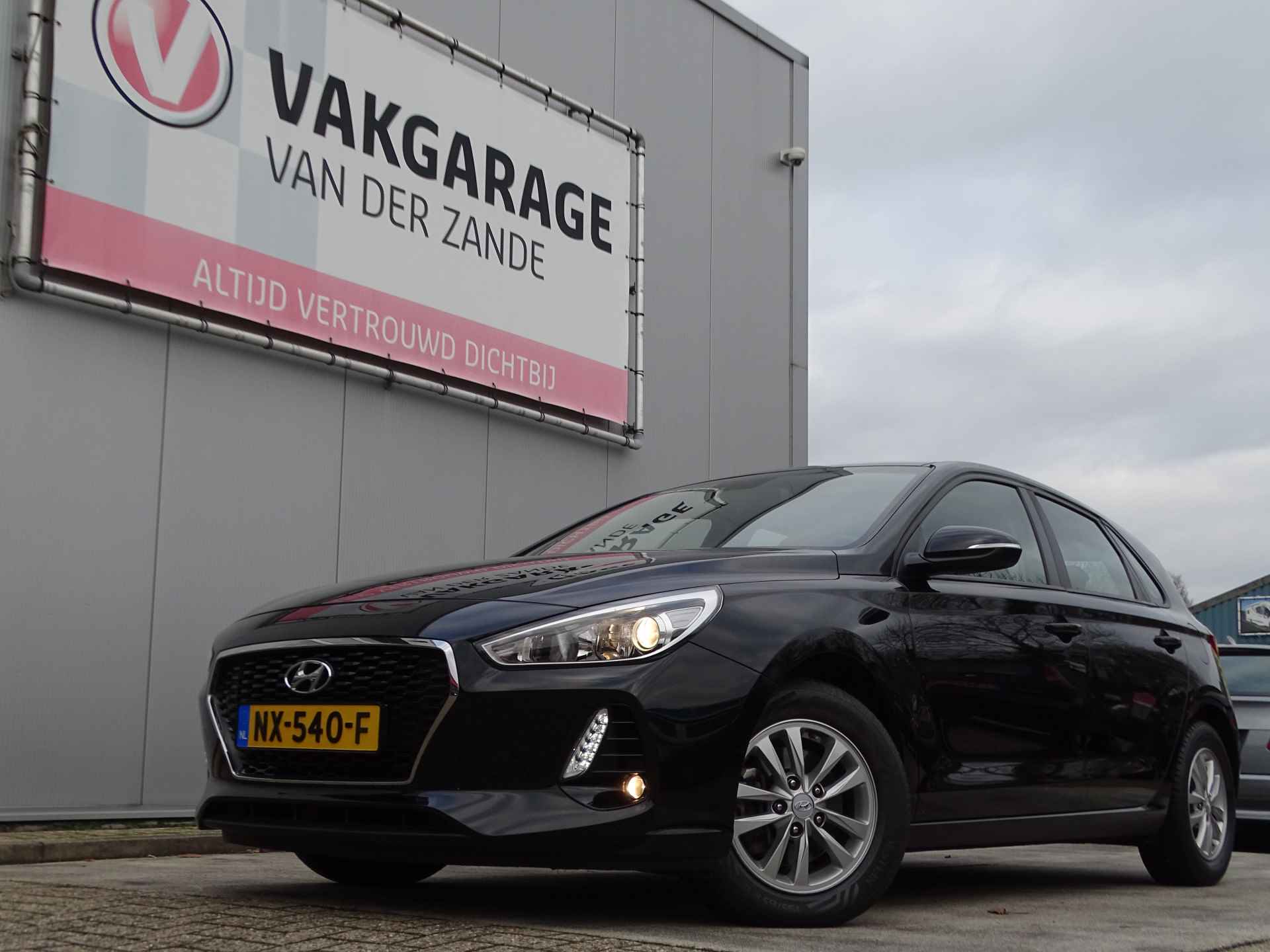 Hyundai i30 1.0 T-GDI Comfort, Navi, Camera, Cruise, DAB, Compleet! - 44/54