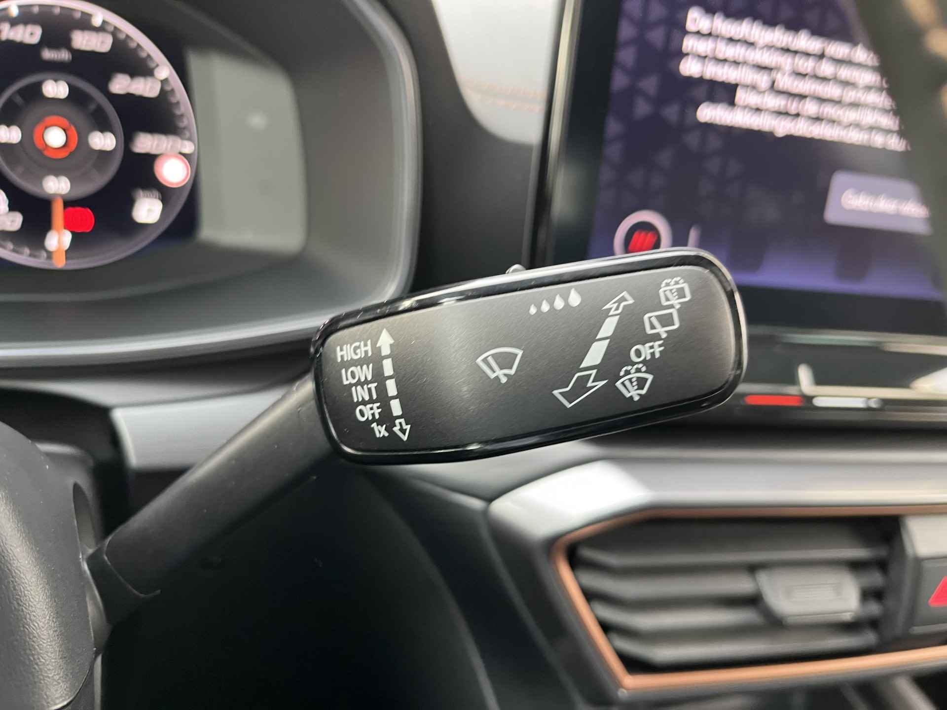 CUPRA Formentor 1.4 e-Hybrid VZ Performance / AUTOMAAT/ EXCLUSIEVE LAK / 245 PK/ PANO/ 360 CAMERA/ PARK. SENSOREN/ MATRIX/ DODE HOEK/ KEYLESS/ STOEL EN STUUR VERWARM./ DCC/  APP CONNECT/ ADAPT. CRUISE/ NAVI/ CLIMA/ DAB/ 19" LMV/ - 15/51