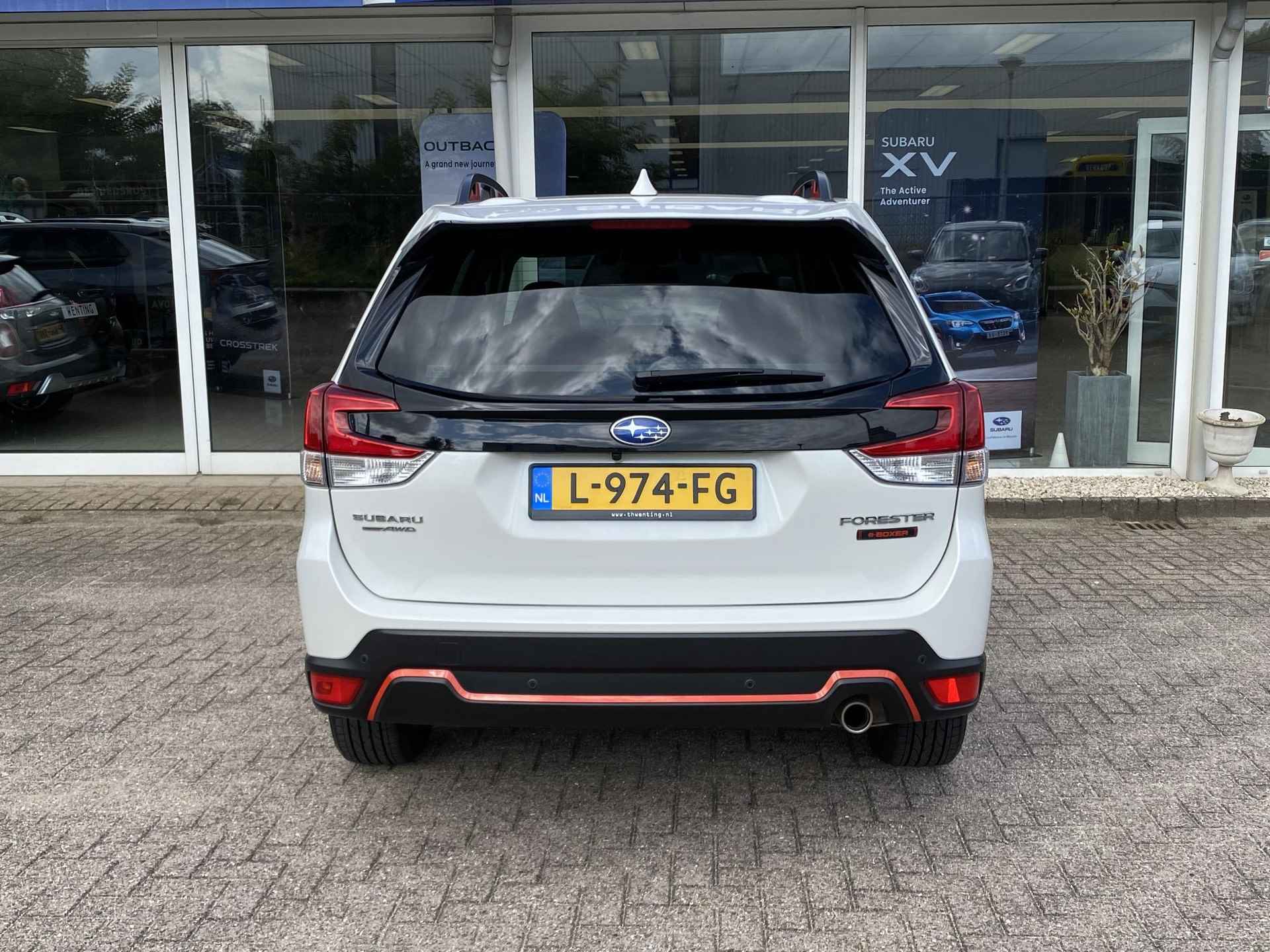 Subaru Forester 2.0i e-BOXER Sport | Adaptieve cruise control | Stoelverwarming | Navigatie | stuurwielverwarming | Panorama dak | Parkeersensoren achter | - 10/47