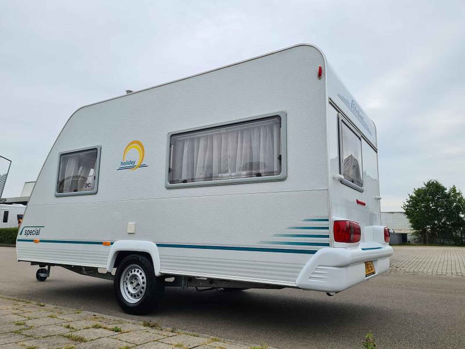 Eifelland Holiday Special 395 TM Nette caravan + voortent! - 8/18