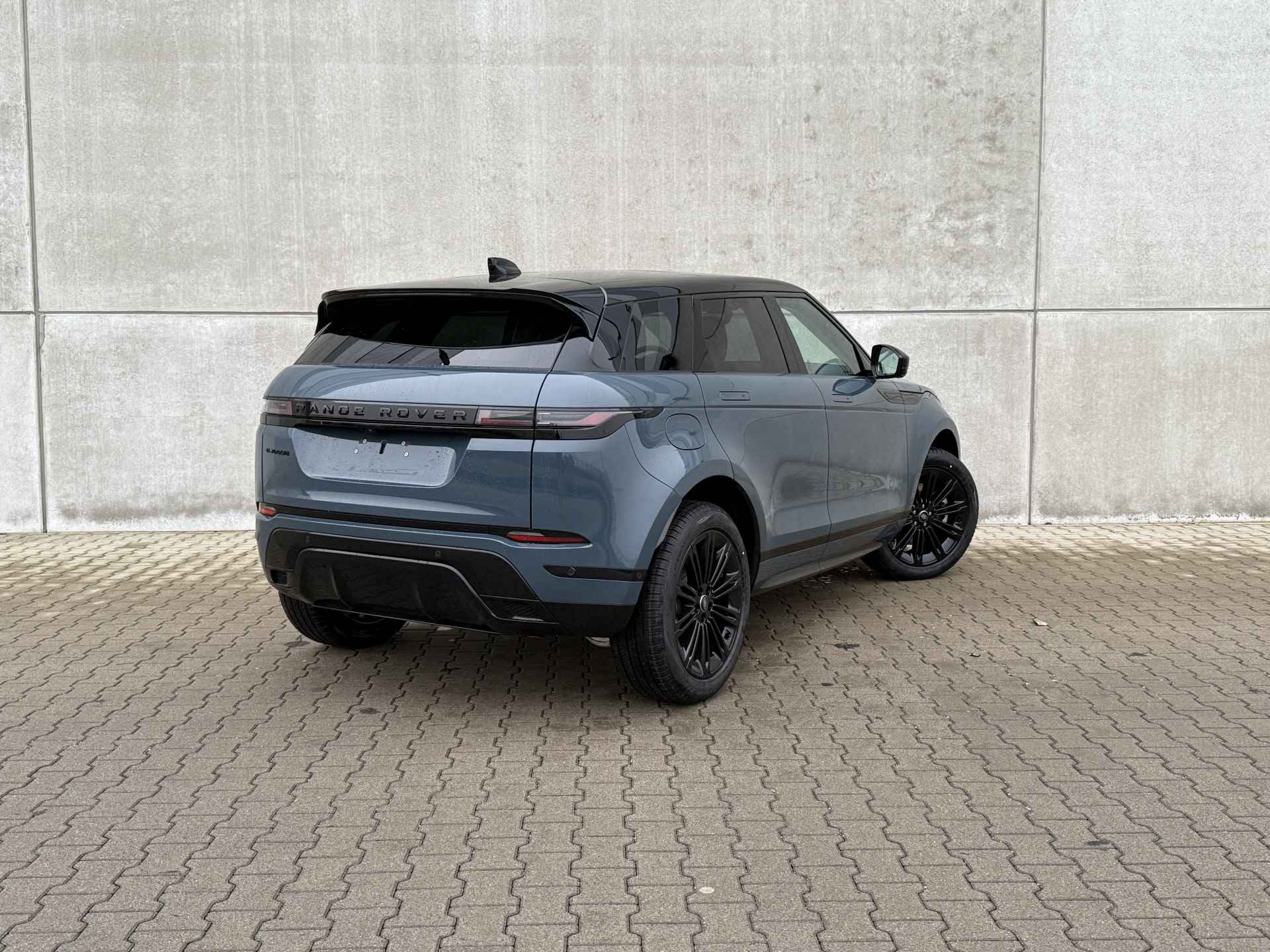 Land Rover Range Rover Evoque 1.5 P270e PHEV AWD SE Dynamic Edition - 4/35