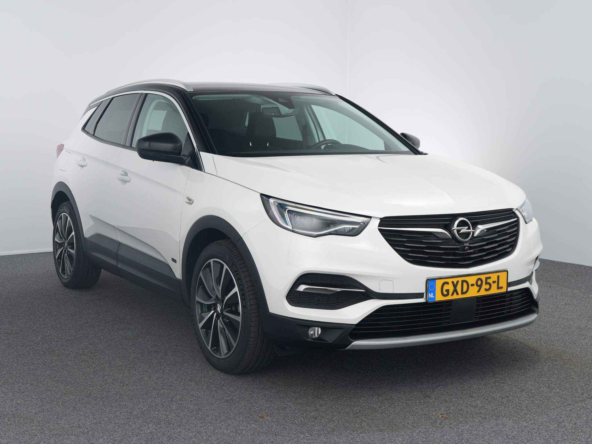 Opel Grandland X 1.6 Turbo PHEV Hybrid4 Ultimate 300PK | Stoel koeling/ verwarming | Adaptieve cruise controle | Elektrische kofferbak | Lederen - 9/29