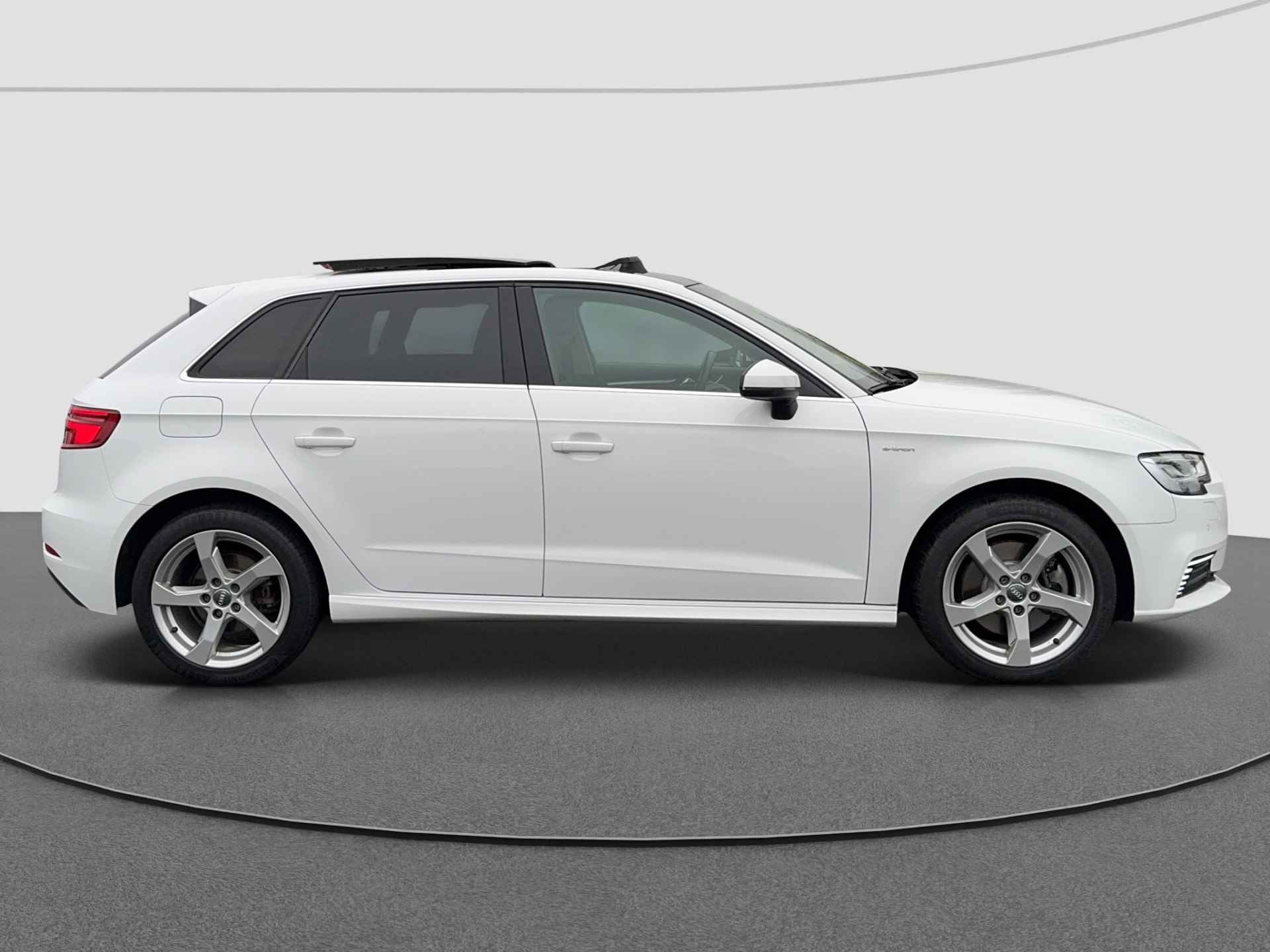 Audi A3 Sportback 1.4 e-tron Sport | panodak | virtual | cruise! - 5/39