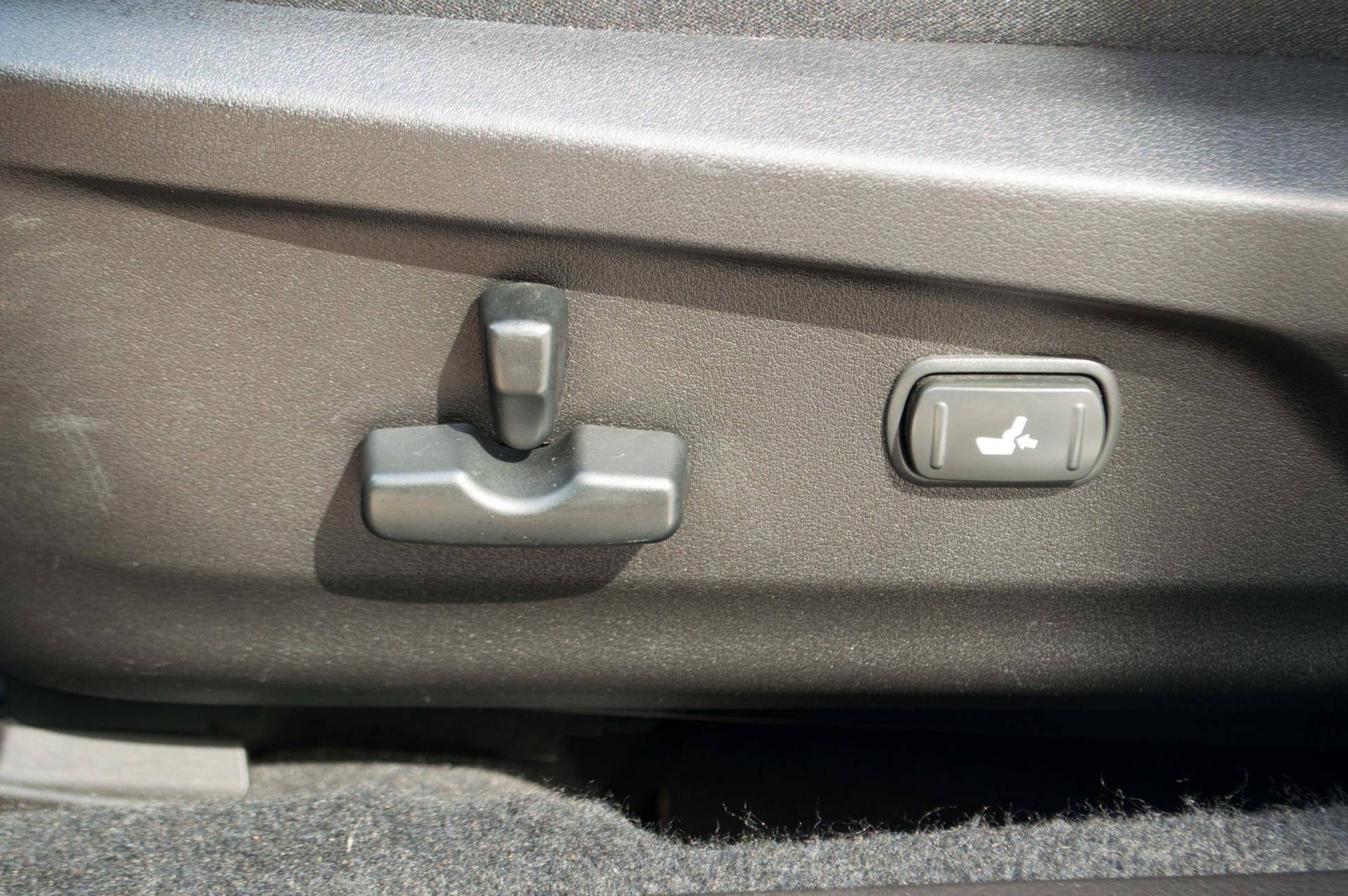 Subaru Legacy 2.0i Luxury Automaat|NAP|TREKHAAK|CRUISE|4 Nwe banden - 18/41