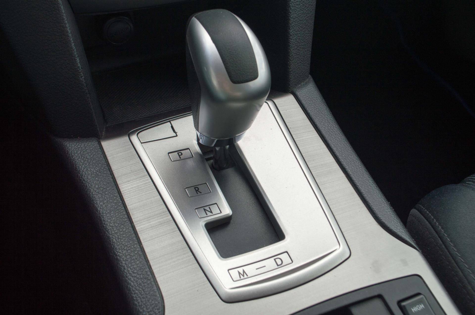 Subaru Legacy 2.0i Luxury Automaat|NAP|TREKHAAK|CRUISE|4 Nwe banden - 28/41