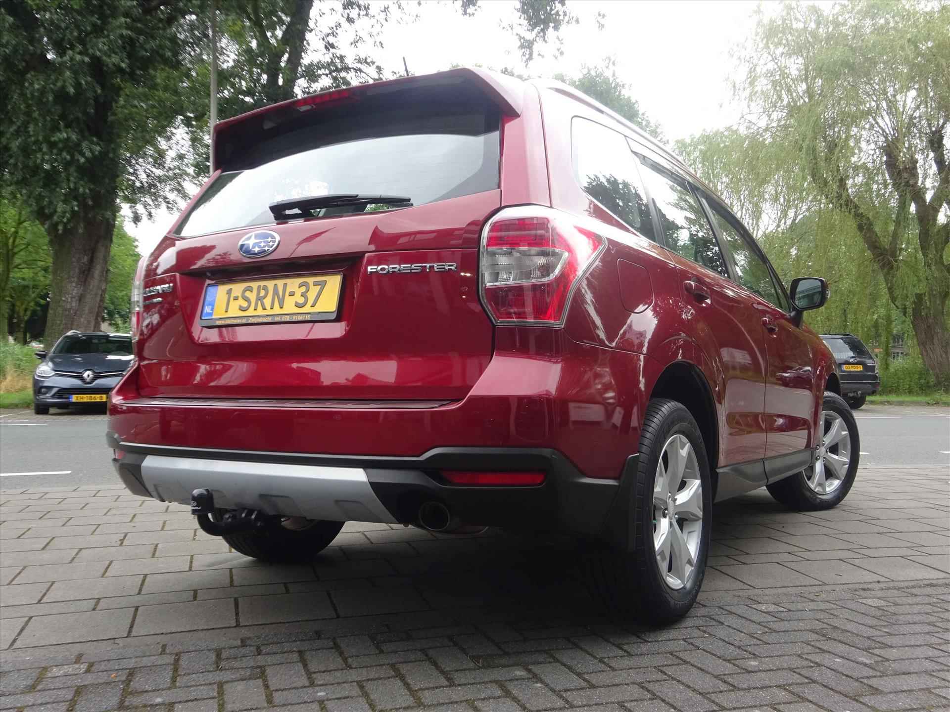 Subaru Forester 2.0i 150pk AWD  CVT Luxury | Trekhaak | NAP | 2.000kg trekgew. - 3/43