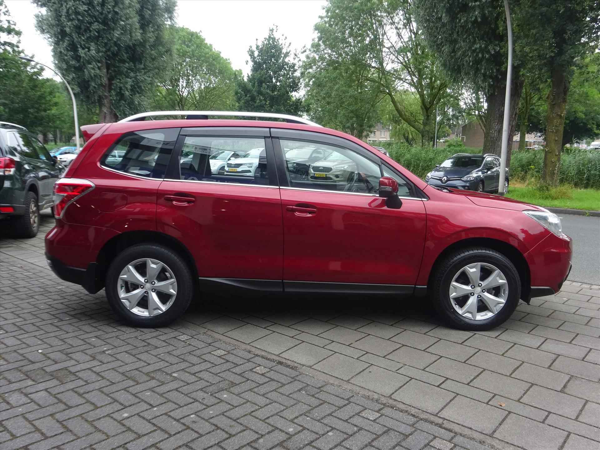 Subaru Forester 2.0i 150pk AWD  CVT Luxury | Trekhaak | NAP | 2.000kg trekgew. - 38/43