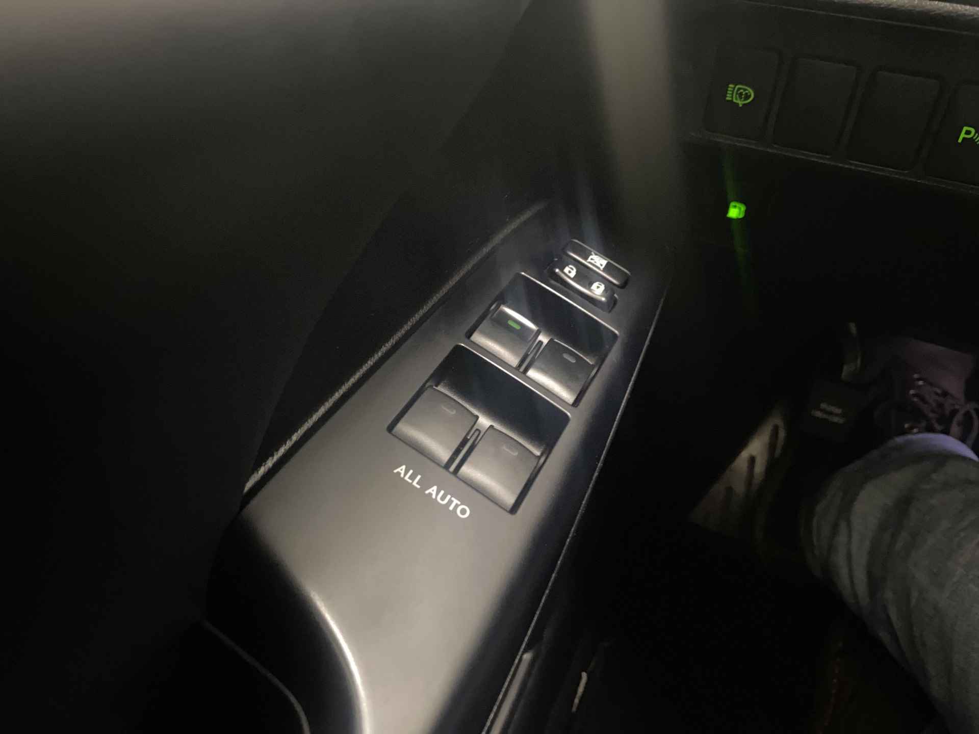 Lexus CT 200h First Edition - 18/21