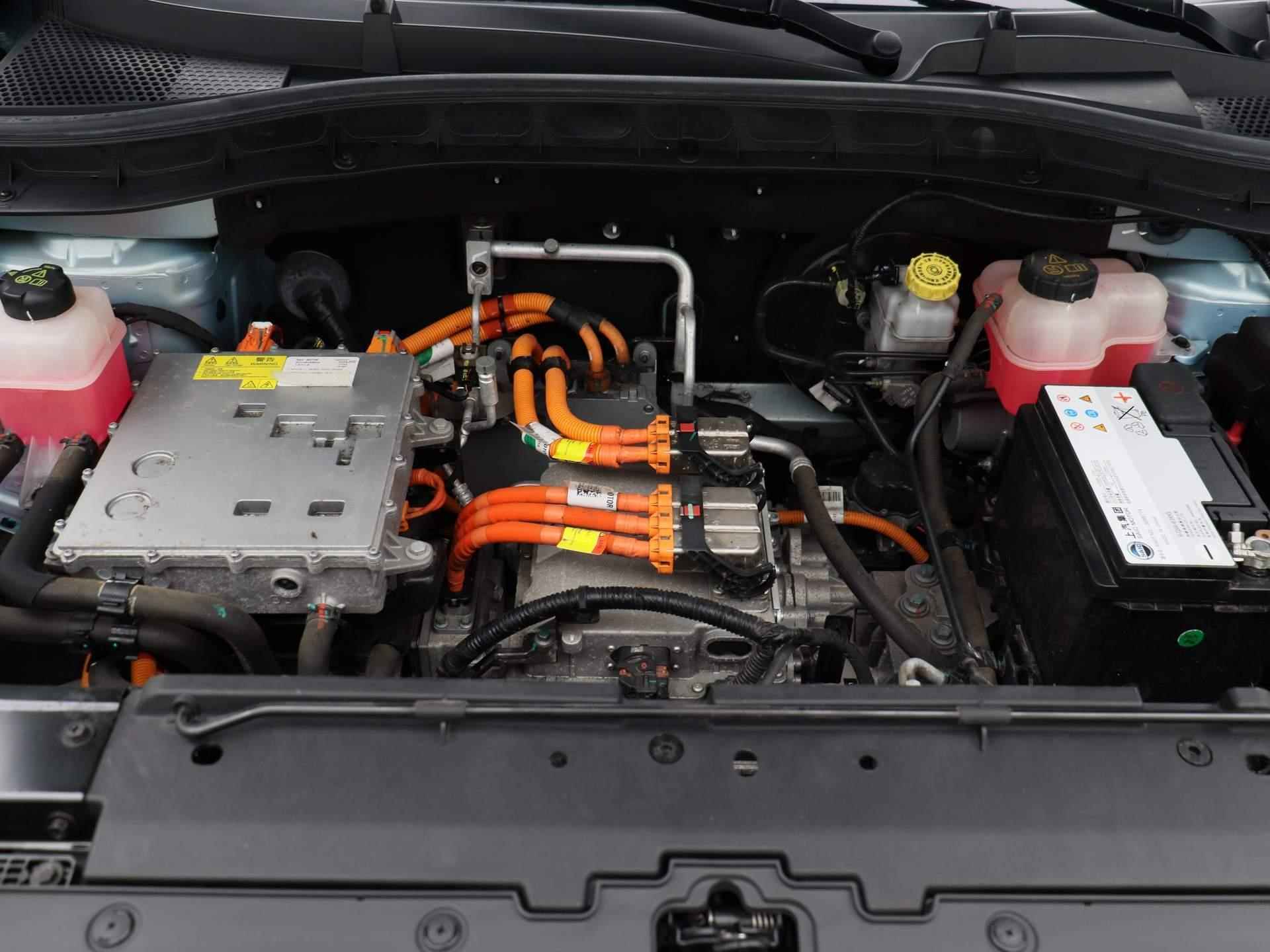 MG ZS EV Luxury 45 kWh | Leder | Navi | Airco | Schuifdak | PDC | LED | LMV | Cam | - 37/38