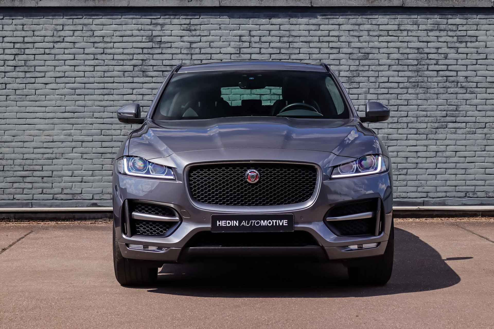 Jaguar F-PACE 2.0t 250PK AWD Premium Sport Edition | Panoramadak | Bi-Xenon | Stoelverwarming | Lederen Bekleding | Stoelverwarming - 6/36