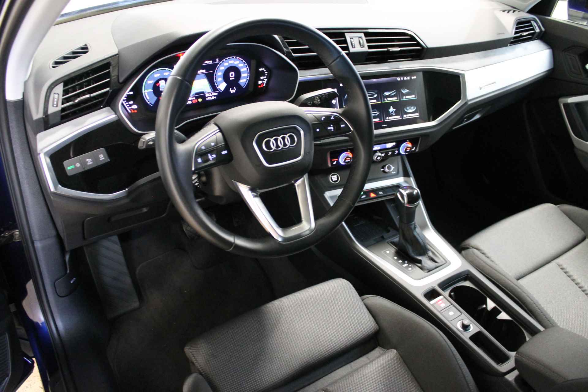 Audi Q3 45 TFSIe 245pk S edition | Keyless | Elek. klep | LED | 100% (Dealer) onderhouden label - 21/52