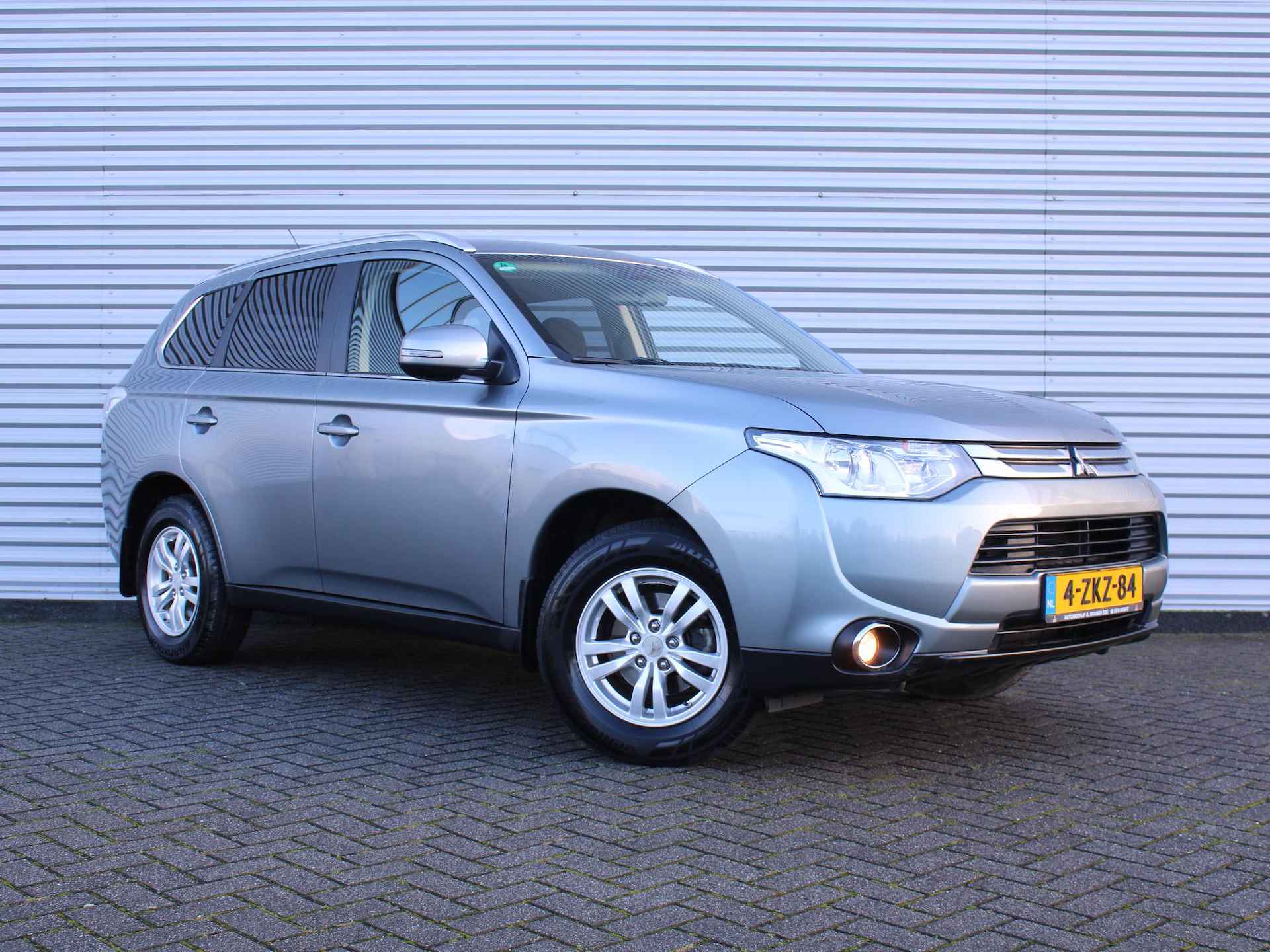 Mitsubishi Outlander 2.0 Business Edition | 7 persoons | Trekhaak | Airco | 16" LM | - 4/33