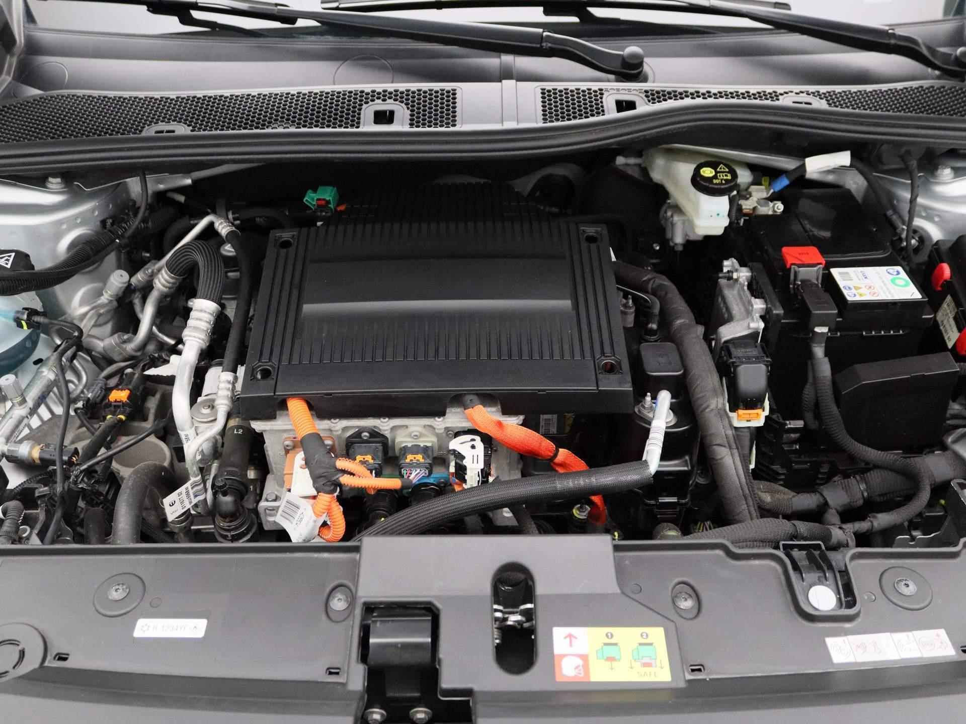 Opel Corsa-e Elegance 50 kWh | NAVIGATIE | ACHTERUITRIJCAMERA | PARKEERSENSOREN | CLIMATE CONTROL | VIRTUAL COKCPIT | KEYLESS ENTRY | LED | 16"LICHTMETALEN VELGEN | - 33/35