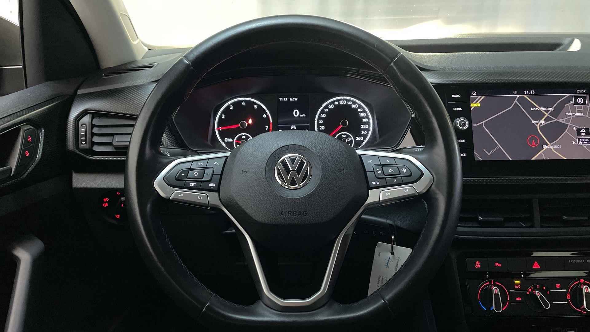 Volkswagen T-Cross 1.0 TSI Life Navigatie Parkeersensoren Airco - 5/26