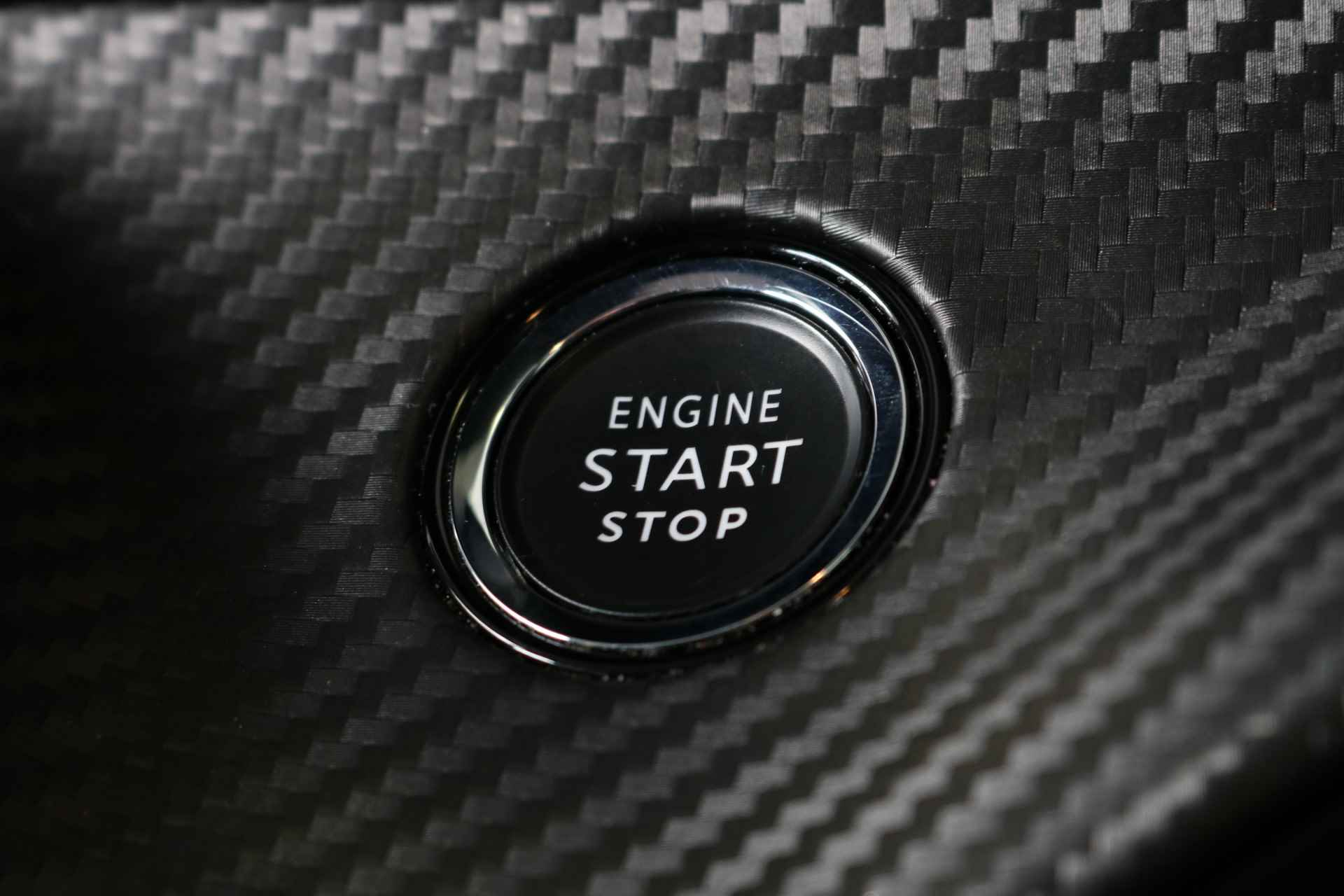 Peugeot 208 1.2 PureTech 100PK Allure | Navi | Cruise | Camera | Climate | DAB | Parkeersensoren V+A | 16" Lichtmetaal | - 29/41