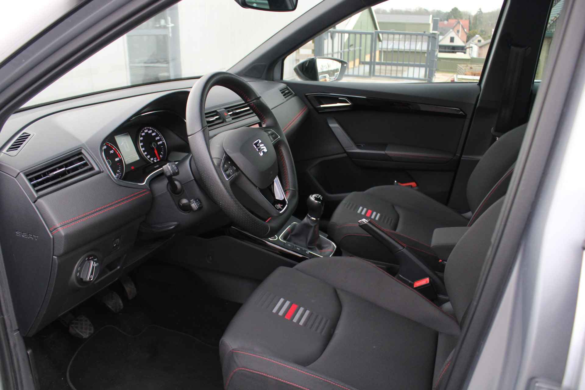 SEAT Arona 1.0 TSI FR Adaptieve Cruise Control, Achteruitrijcamera, Carplay/Android Auto, Dodehoek Detectie - 6/43