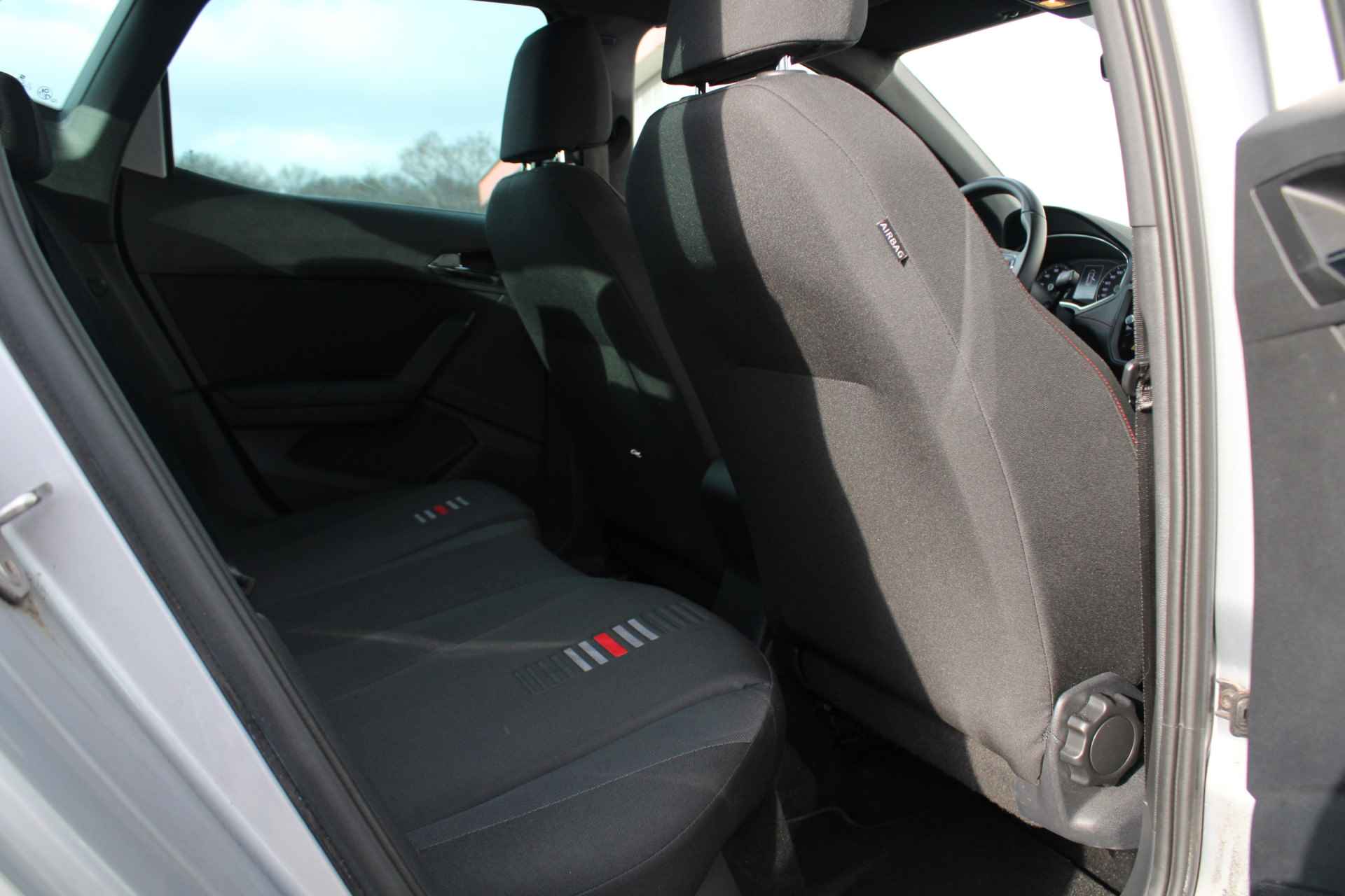 SEAT Arona 1.0 TSI FR Adaptieve Cruise Control, Achteruitrijcamera, Carplay/Android Auto, Dodehoek Detectie - 11/43
