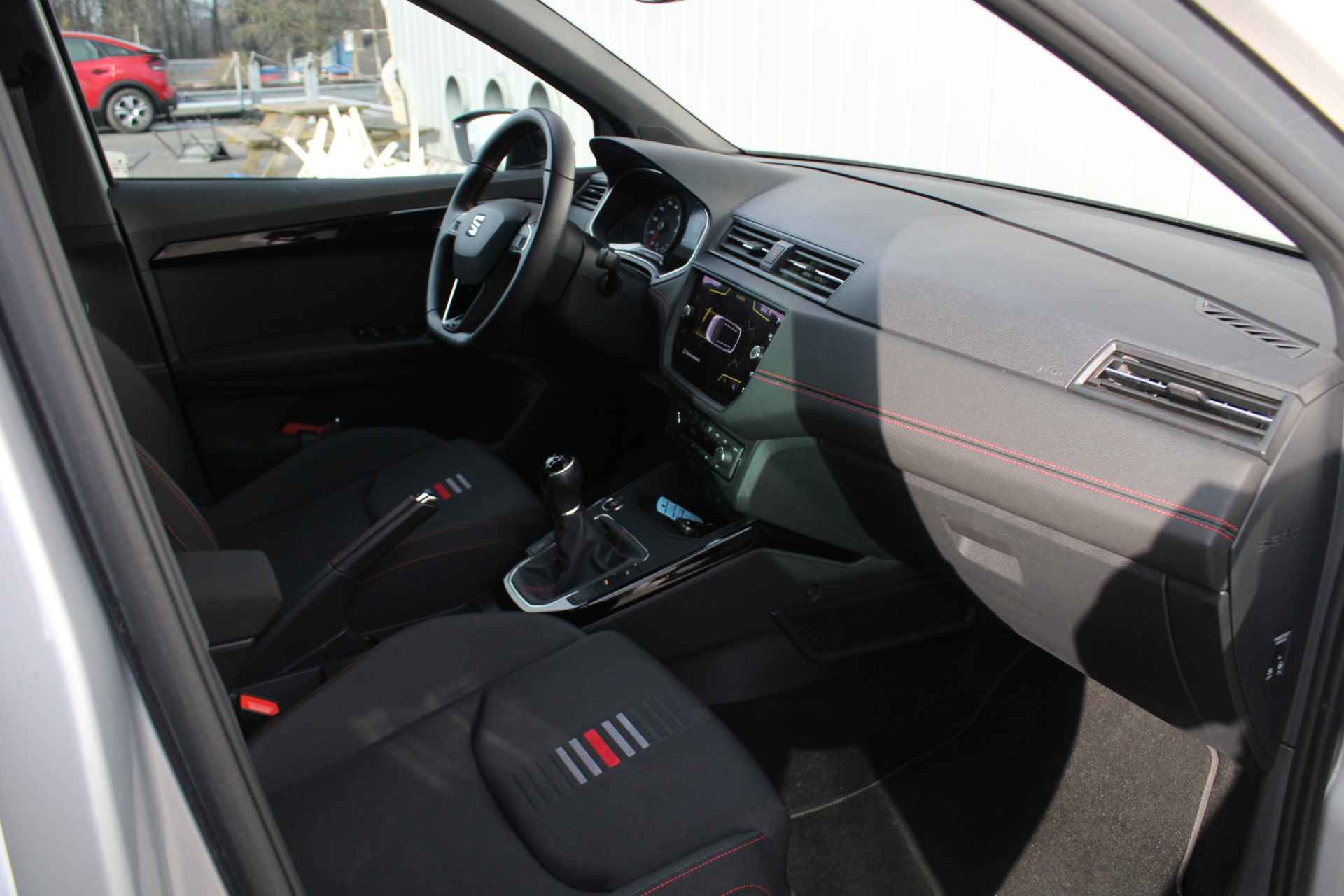 SEAT Arona 1.0 TSI FR Adaptieve Cruise Control, Achteruitrijcamera, Carplay/Android Auto, Dodehoek Detectie - 12/43
