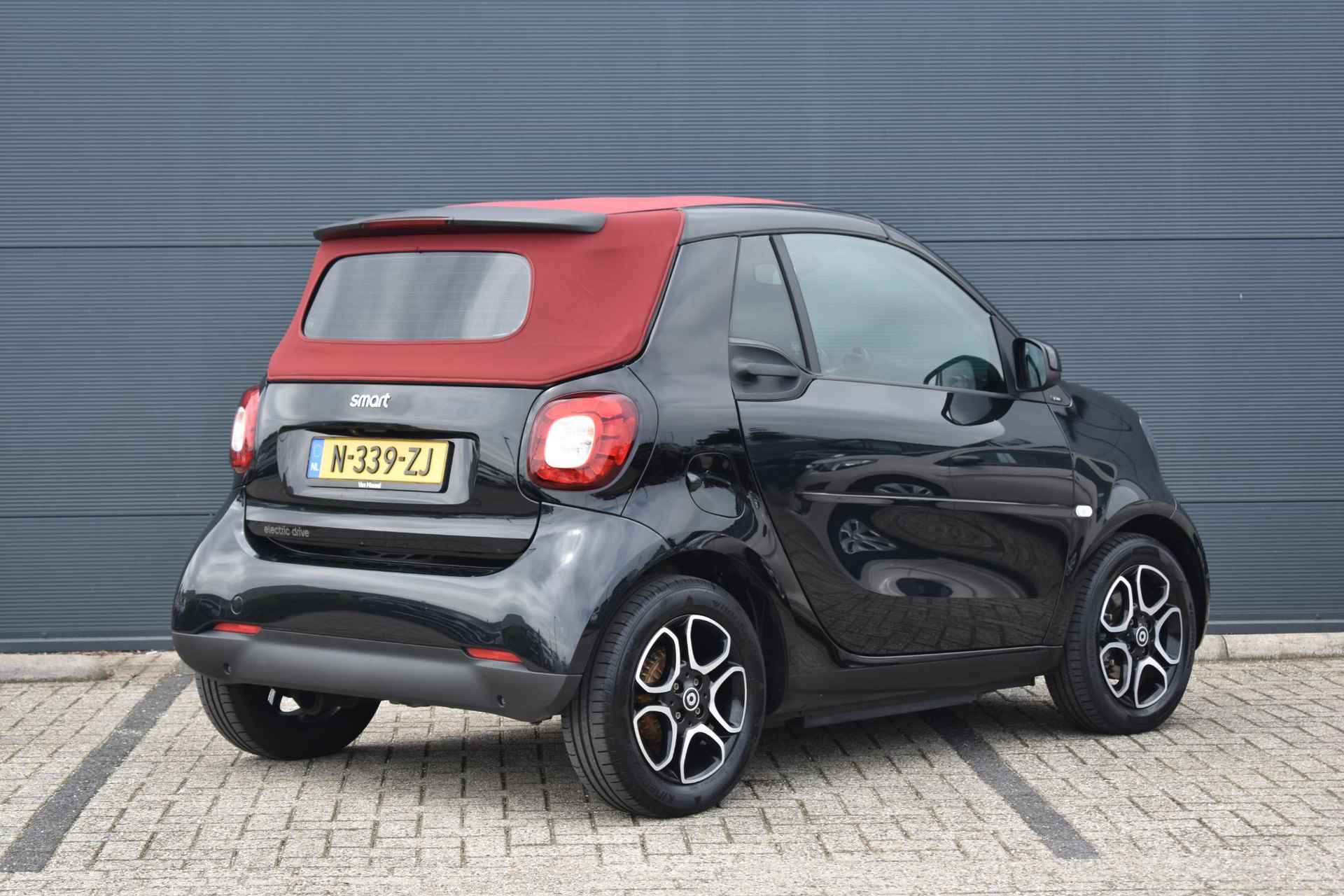 smart fortwo cabrio electric drive prime 18 kWh 82pk | Stoelverwarming | Leder | Achteruitrijcamera - 6/30