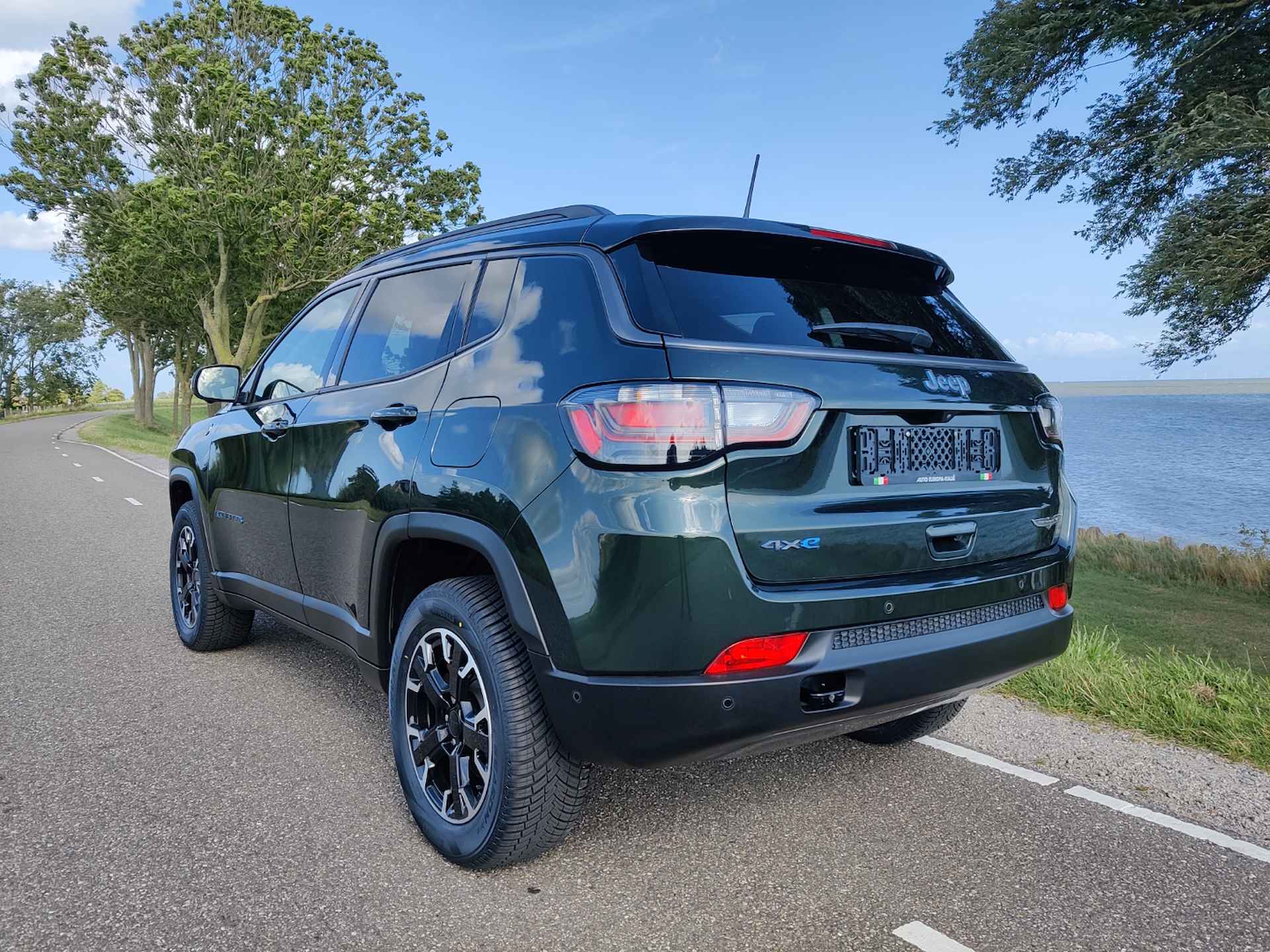 Jeep Compass 240pk Plug-in Hybrid 4x4 Trailhawk | Leder | Luxe - 7/35