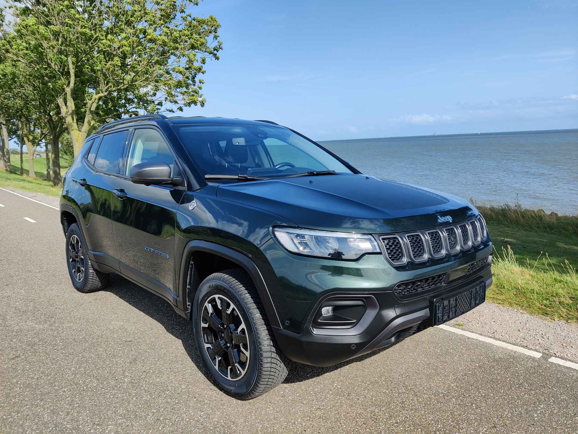 Jeep Compass 240pk Plug-in Hybrid 4x4 Trailhawk | Leder | Luxe - 8/35