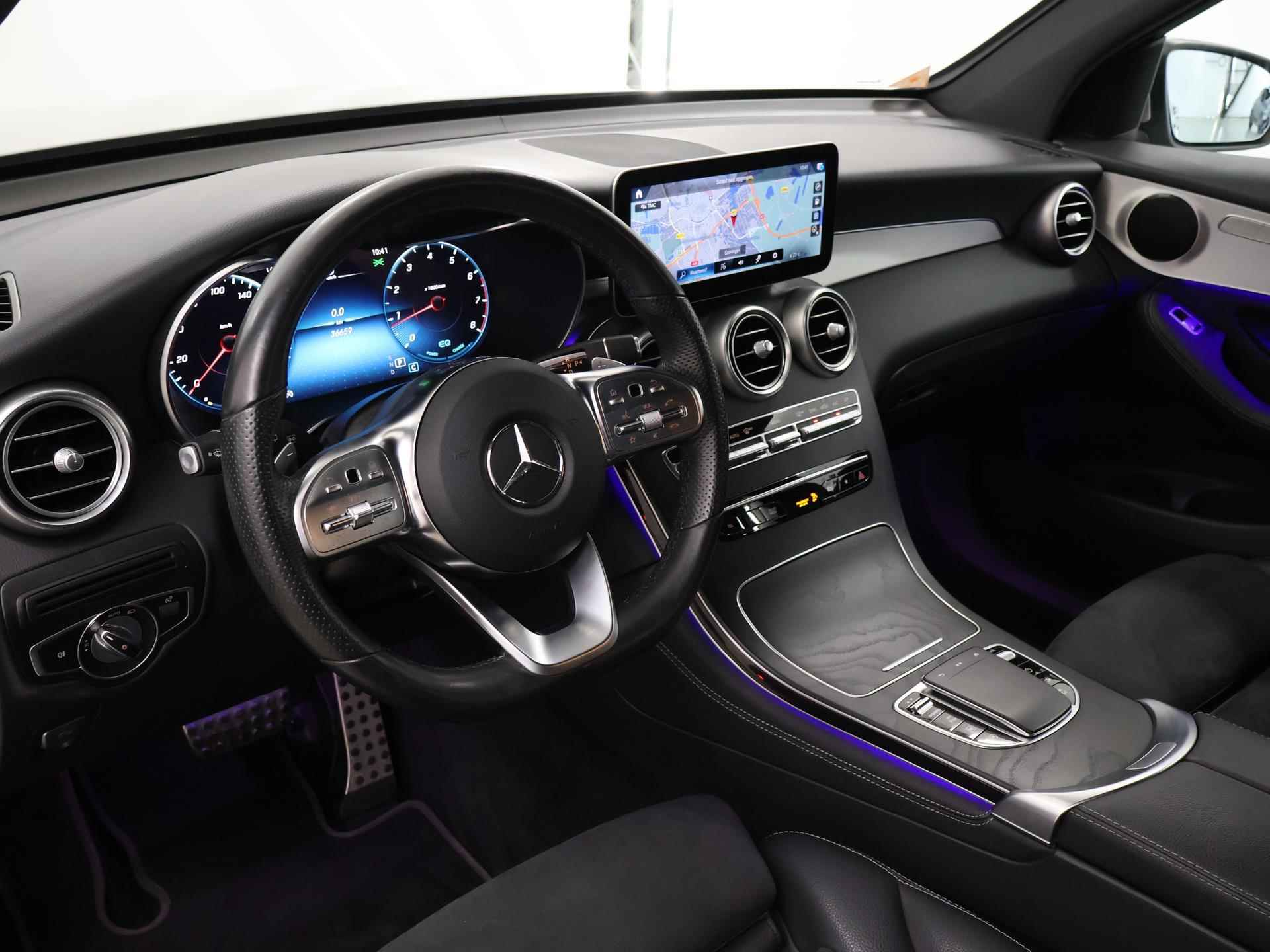 Mercedes-Benz GLC-klasse 200 Premium AMG | Dodehoekassistent | Digitaal Dashboard | Achteruitrijcamera | Sfeerverlichting | - 8/47