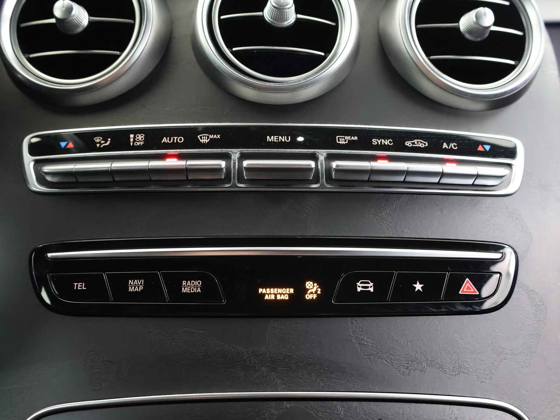 Mercedes-Benz GLC-klasse 200 Premium AMG | Dodehoekassistent | Digitaal Dashboard | Achteruitrijcamera | Sfeerverlichting | - 29/47