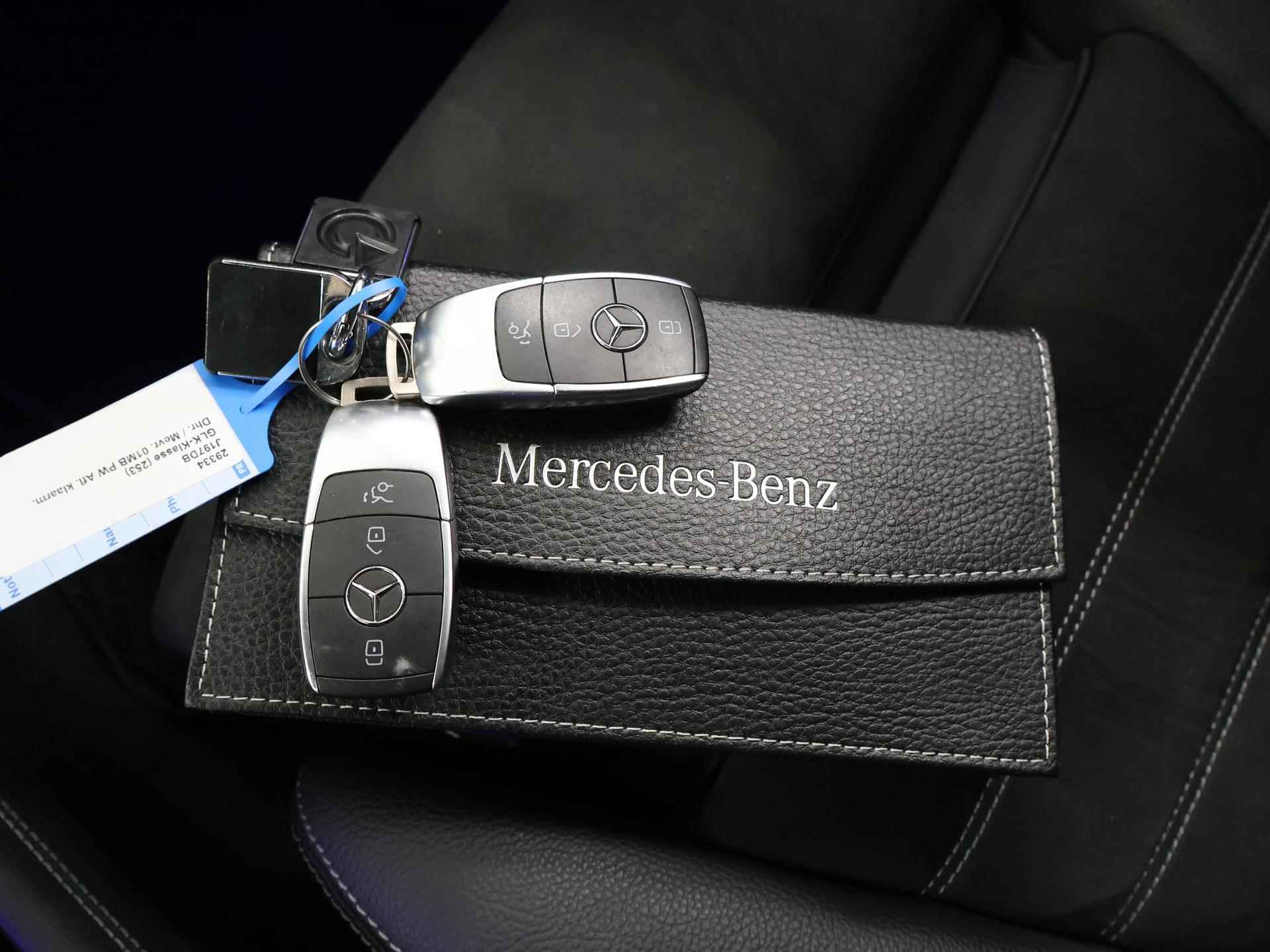 Mercedes-Benz GLC-klasse 200 Premium AMG | Dodehoekassistent | Digitaal Dashboard | Achteruitrijcamera | Sfeerverlichting | - 33/47