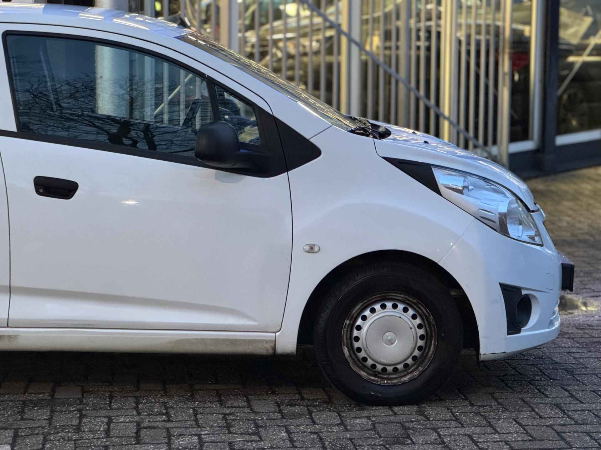 Chevrolet Spark 1.0 16V LS Bi-Fuel LPG Airco Inruilauto Rijdt en schakelt goed - 29/32