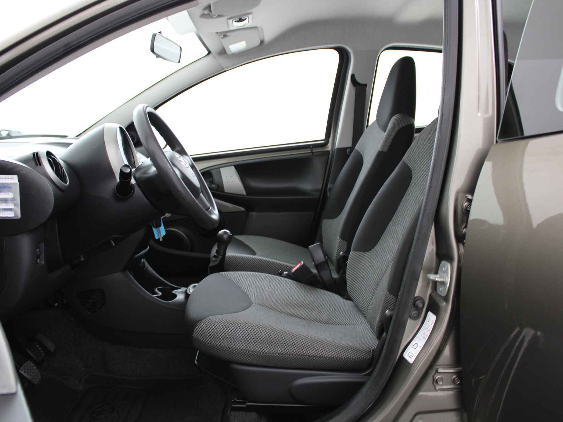 Toyota Aygo 1.0 VVT-i Comfort Limited | Airco | Bluetooth | Elektrische Ramen | - 19/40