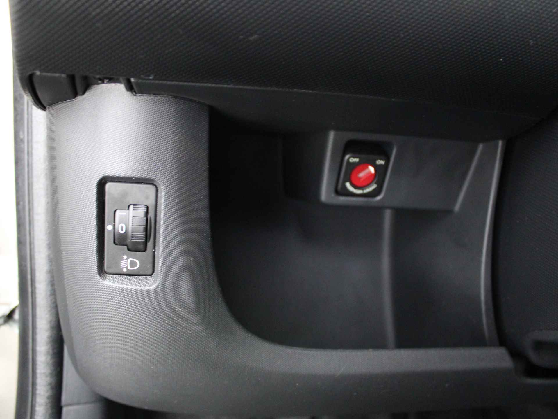 Toyota Aygo 1.0 VVT-i Comfort Limited | Airco | Bluetooth | Elektrische Ramen | - 32/40