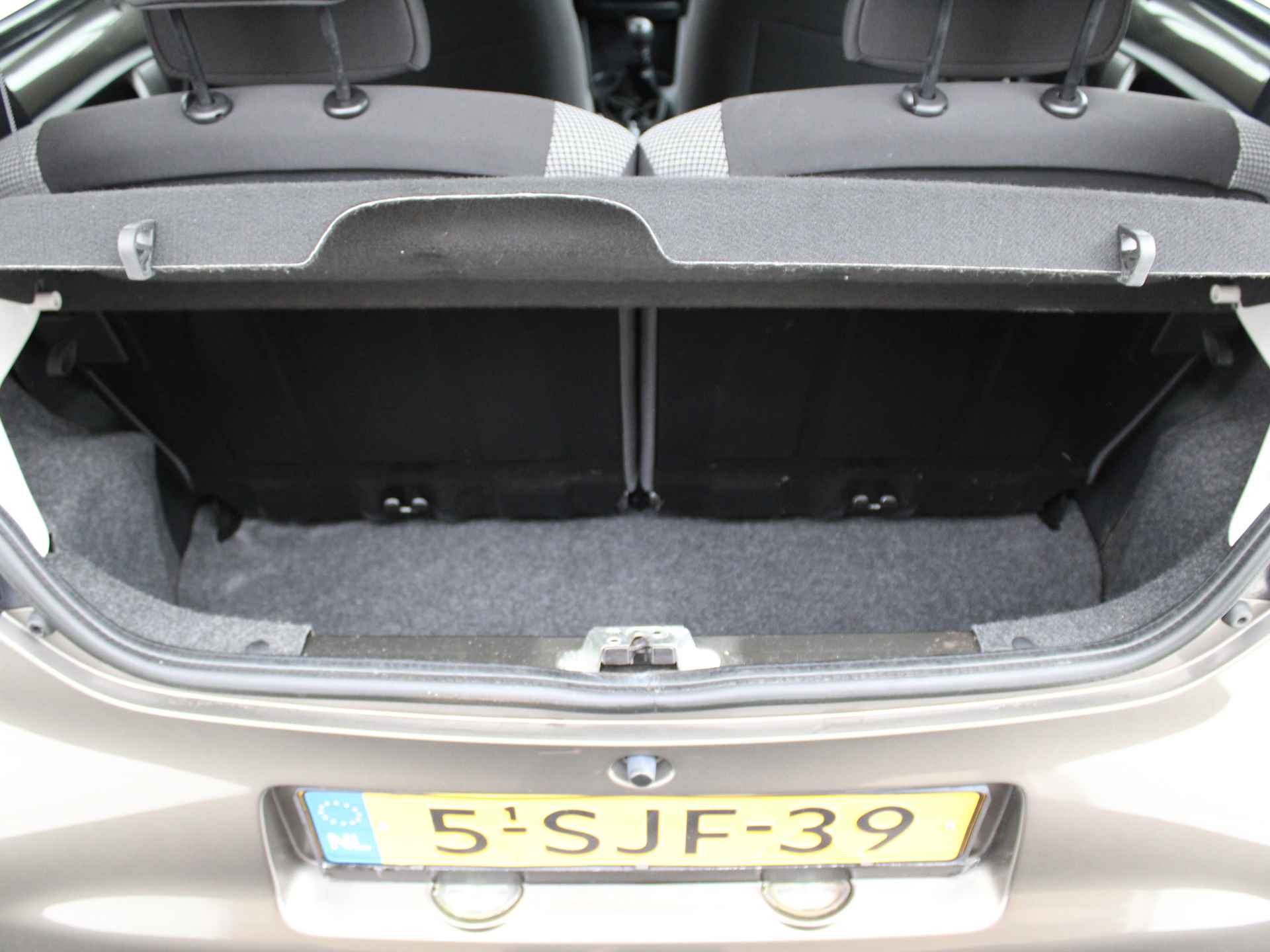 Toyota Aygo 1.0 VVT-i Comfort Limited | Airco | Bluetooth | Elektrische Ramen | - 33/40