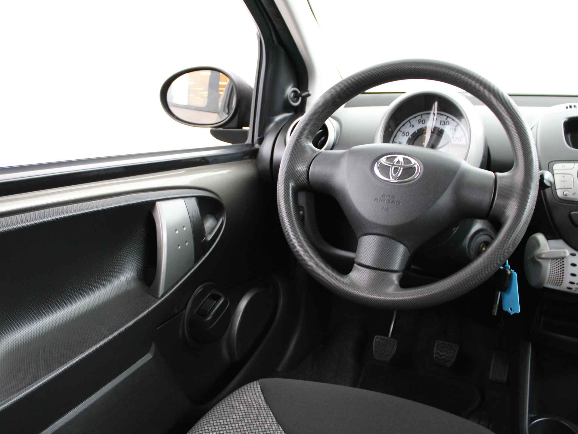 Toyota Aygo 1.0 VVT-i Comfort Limited | Airco | Bluetooth | Elektrische Ramen | - 37/40